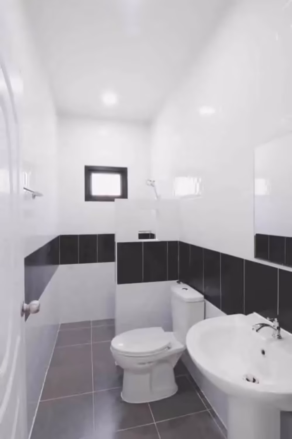 3 Bedroom House - Image 5