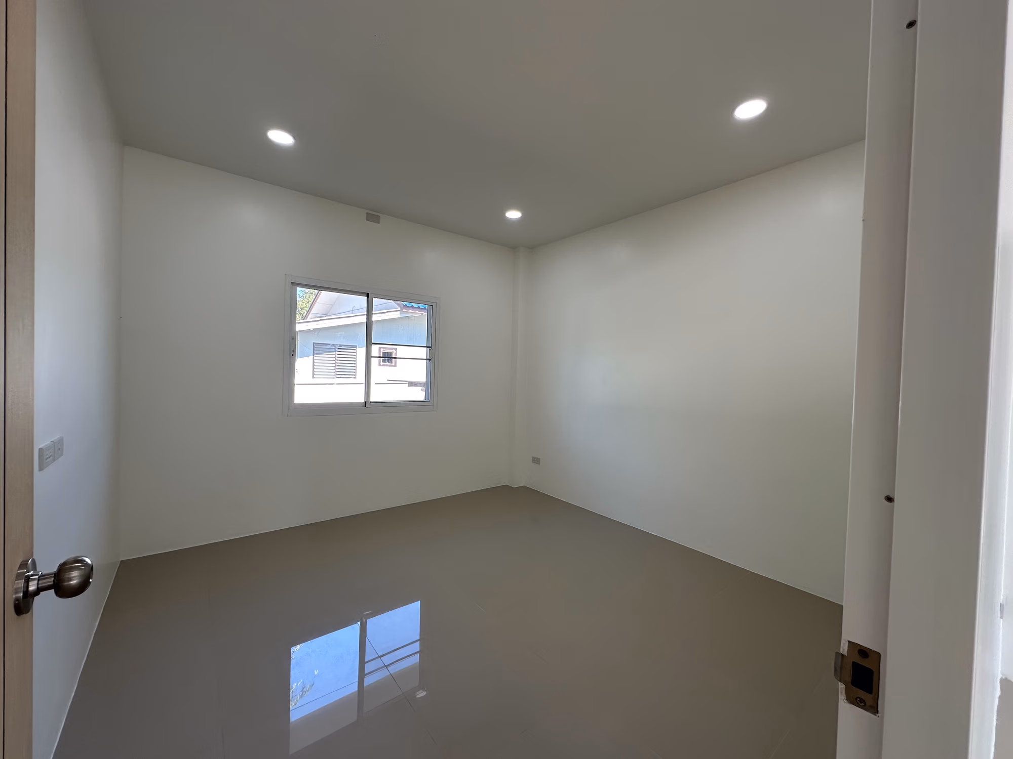 House for Sale in San Sai Luang, San Sai. - Image 6
