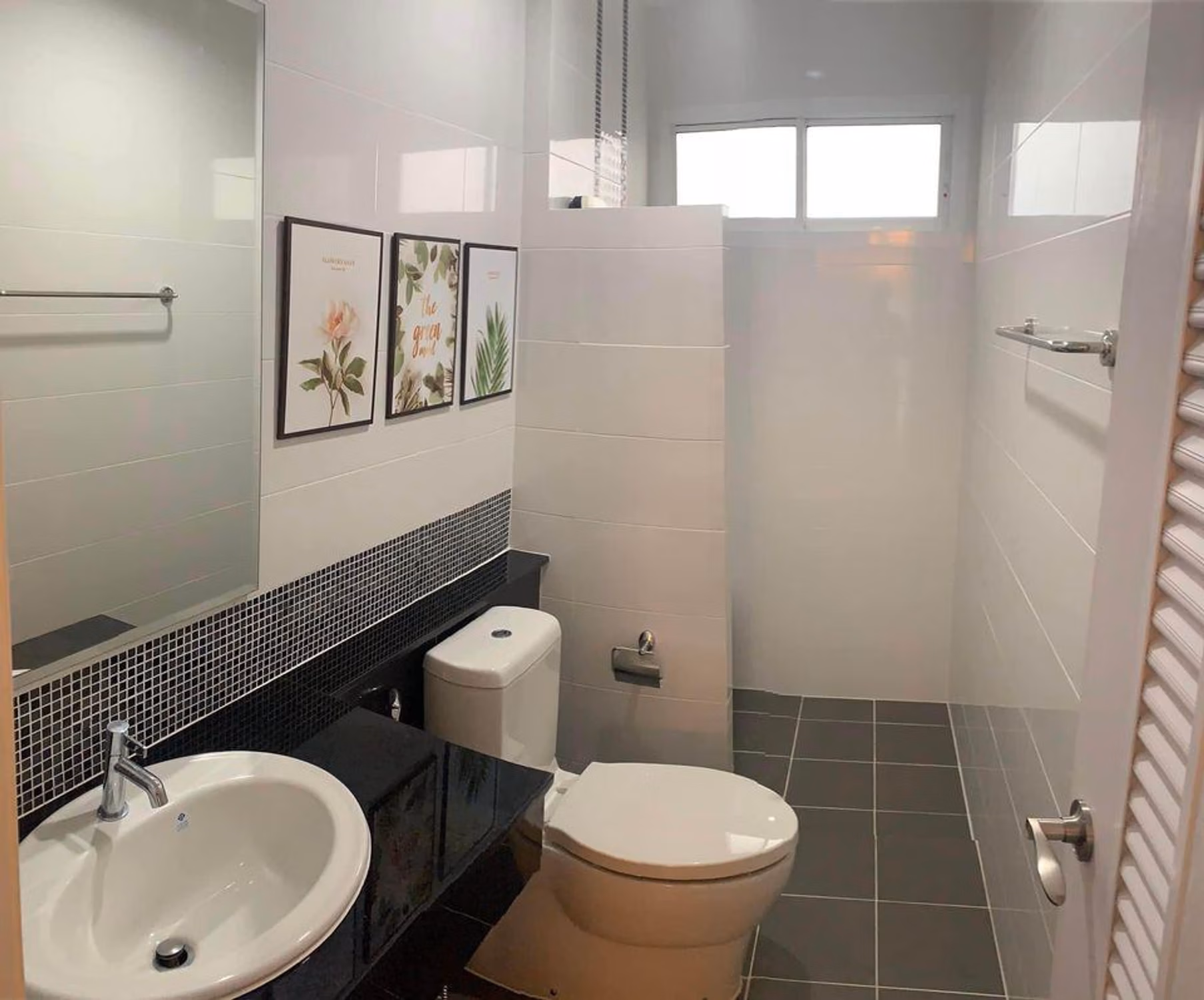 3 Bed House for Sale in Saraphi - Image 8