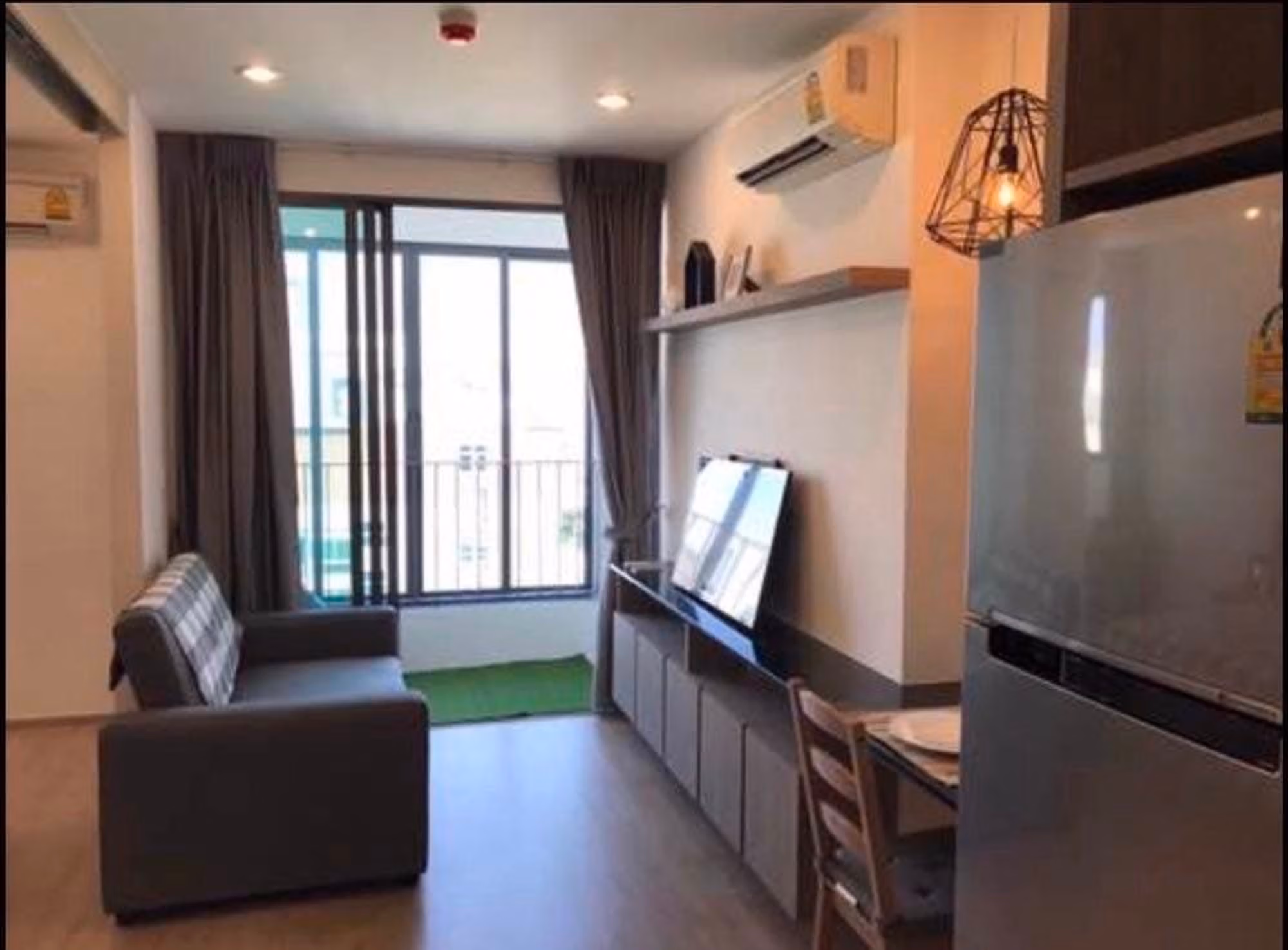 1 Bed Condo for Rent  Near Sala Daeng BTS - Image 2
