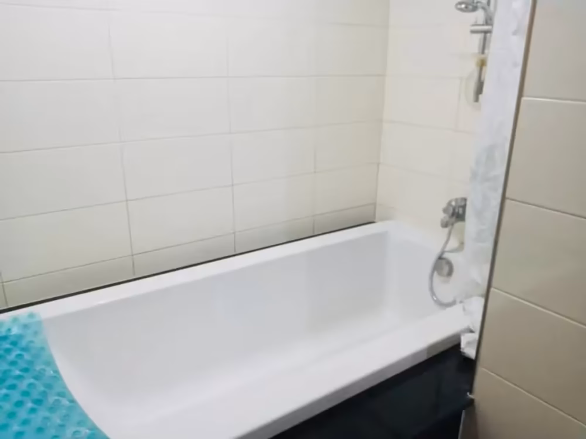 1 Bedroom Condo - Image 4