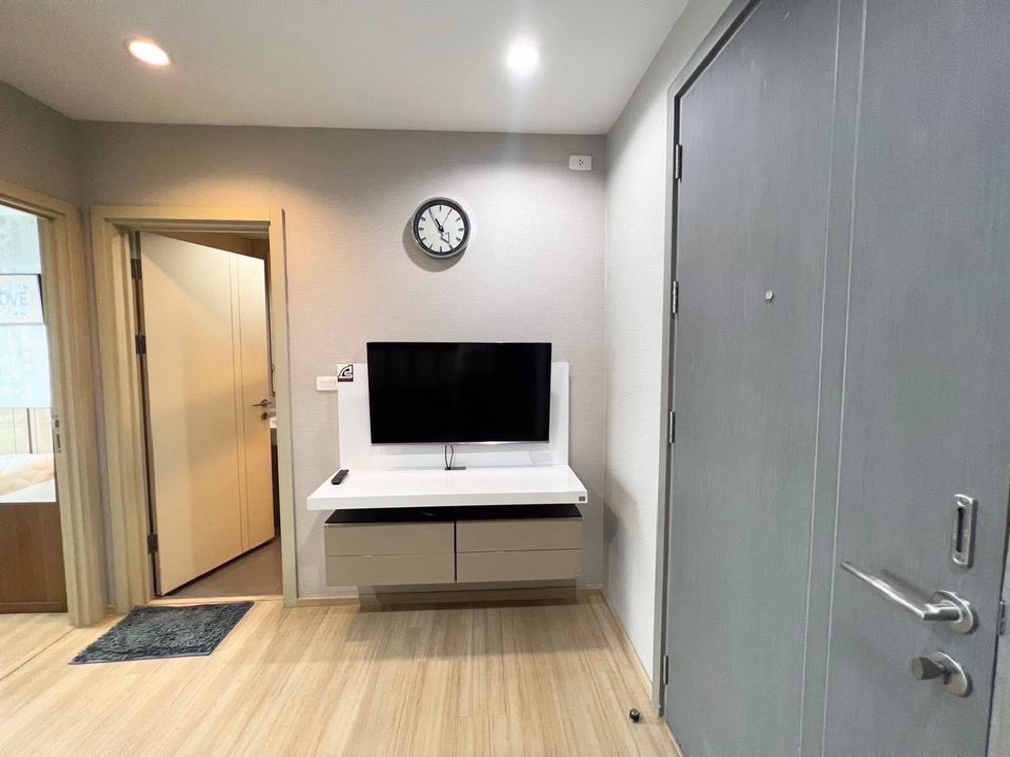 Condo for Sale, Sale w/Tenant, Rented at The Base Rama 9 - Ramkhamhaeng - Image 2