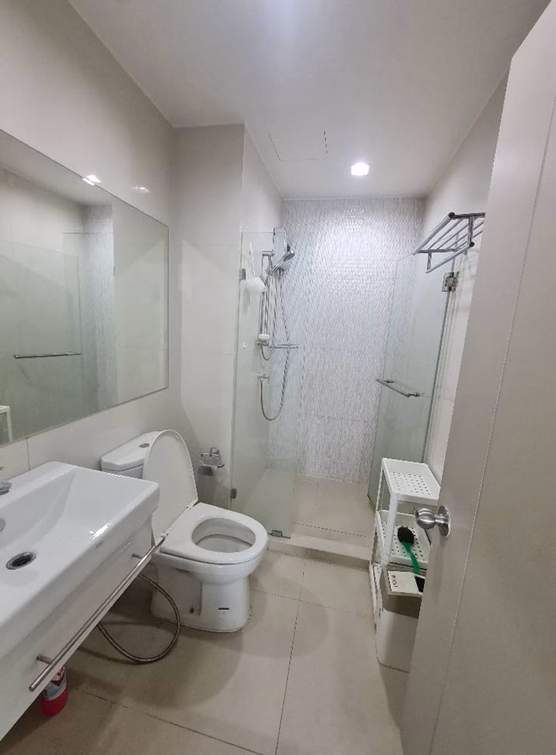 2 Bed Condo for Rent in Phra Khanong - Image 6