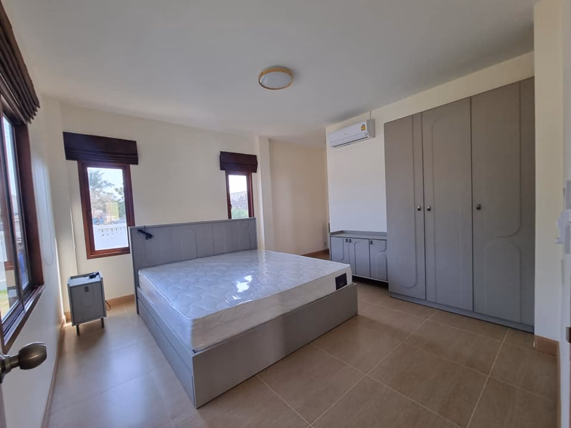 Detached House - Image 13