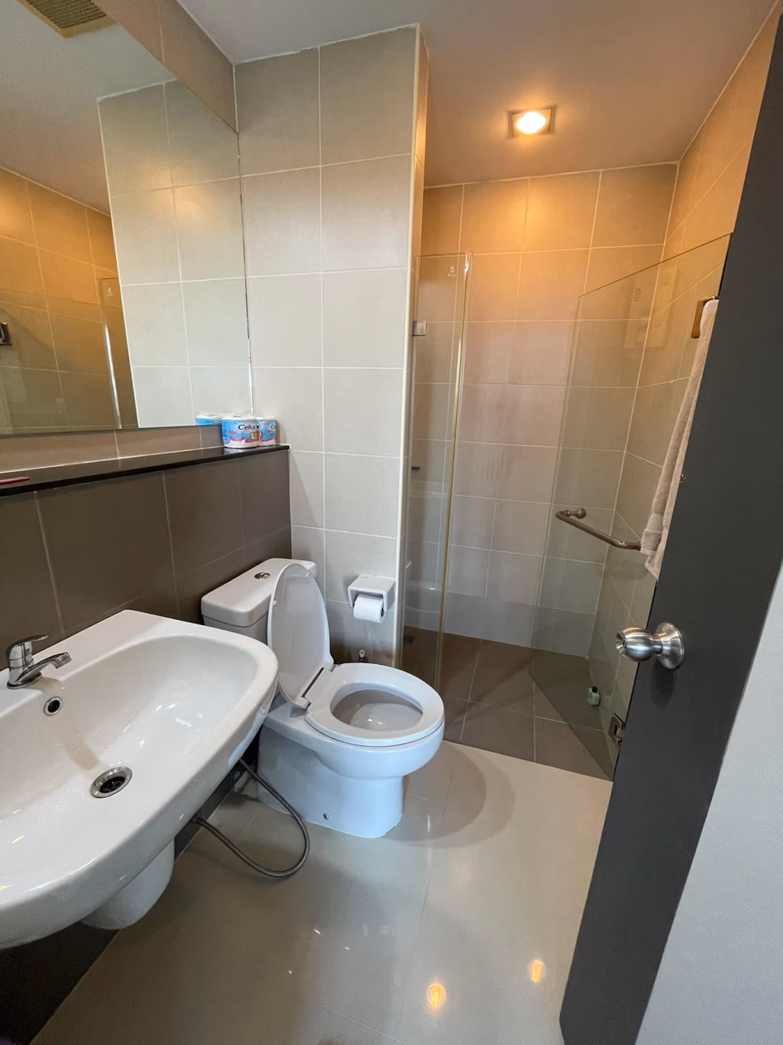 Condo for Rent at One Plus 19 - Image 5