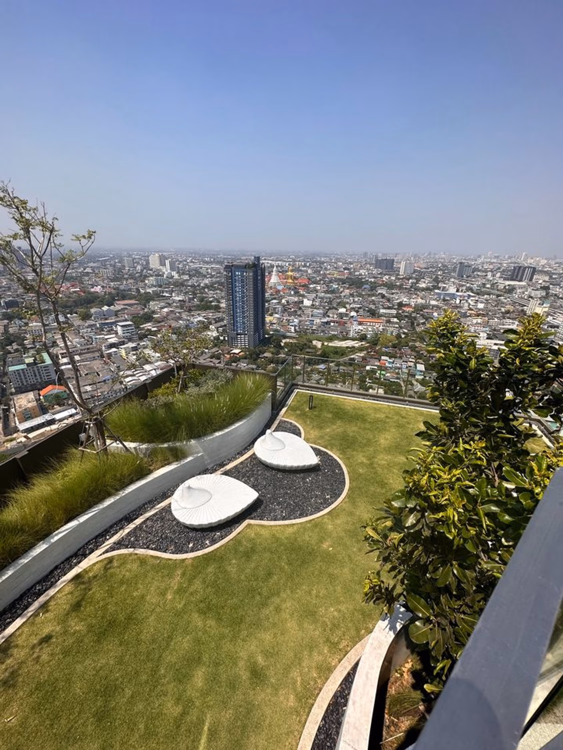 Condo for Rent at Altitude Unicorn Sathorn - Image 25