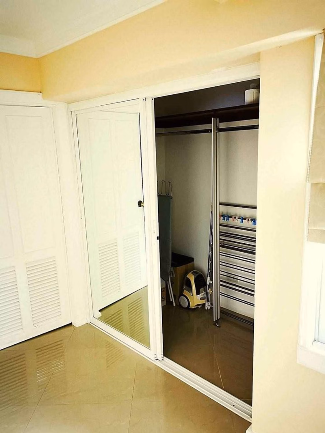 2 Bed Condo for Sale in Mueang Chiang Mai - Image 7