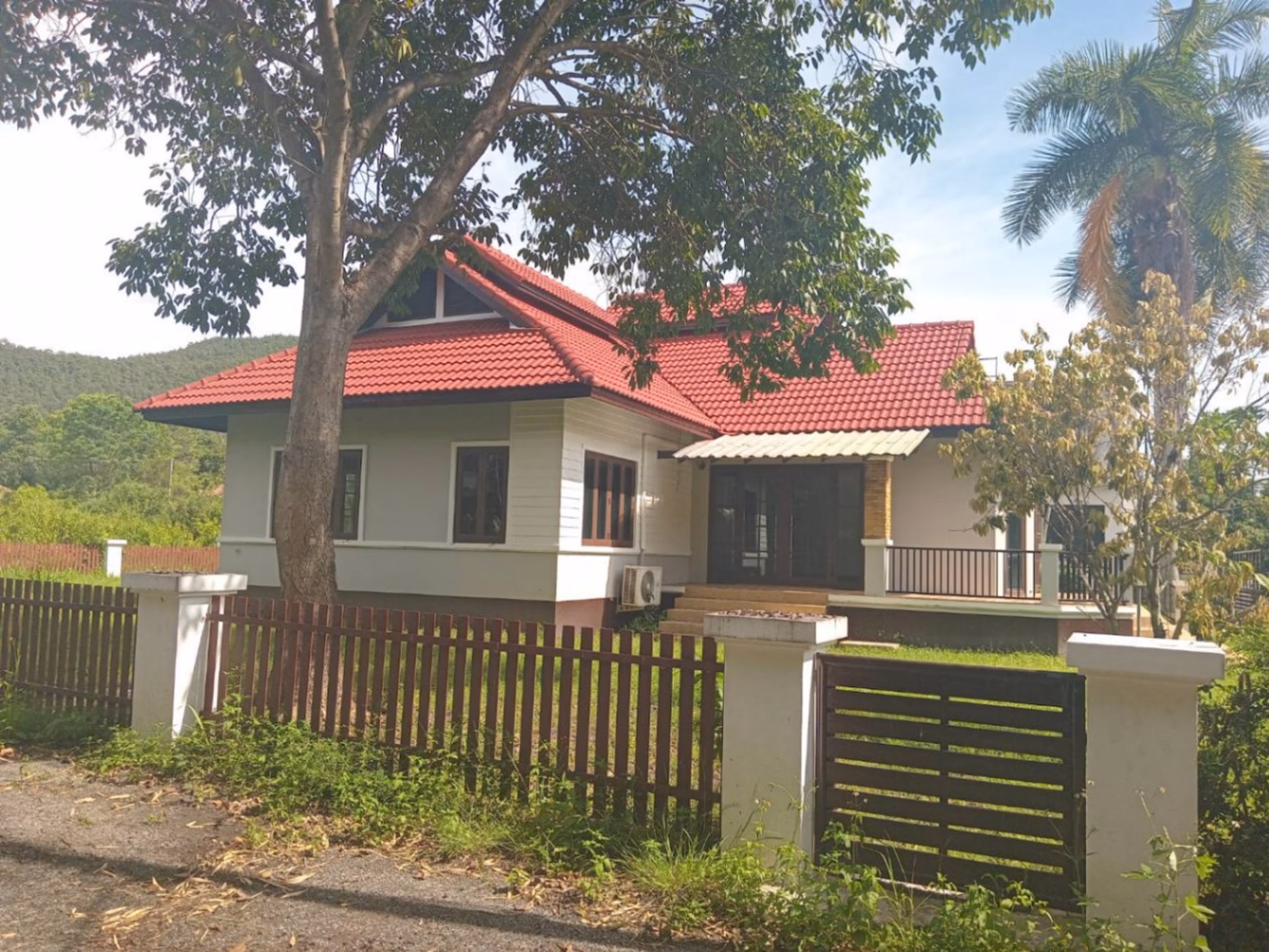 3 Bed House for Sale in San Kamphaeng District - Image 3