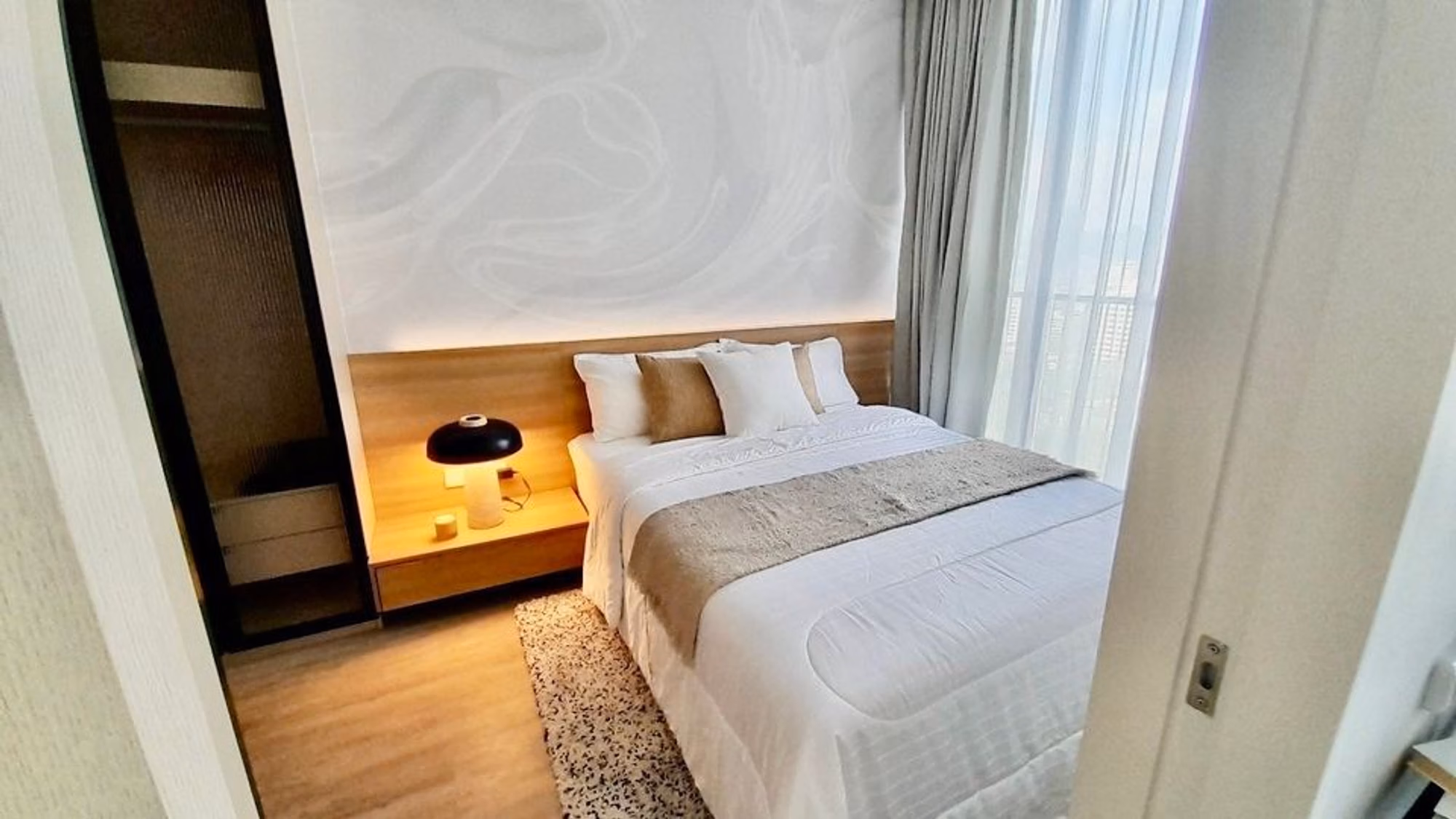 Condo - Image 9