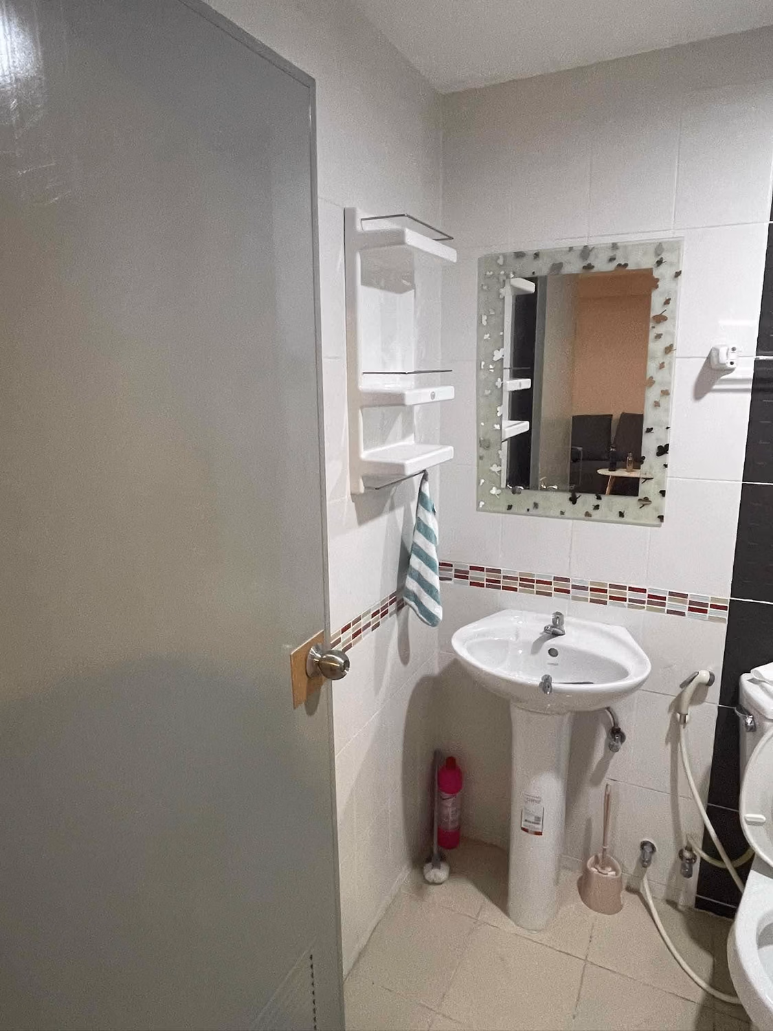 1 Bed Condo for Rent in Mueang Chiang Mai - Image 13