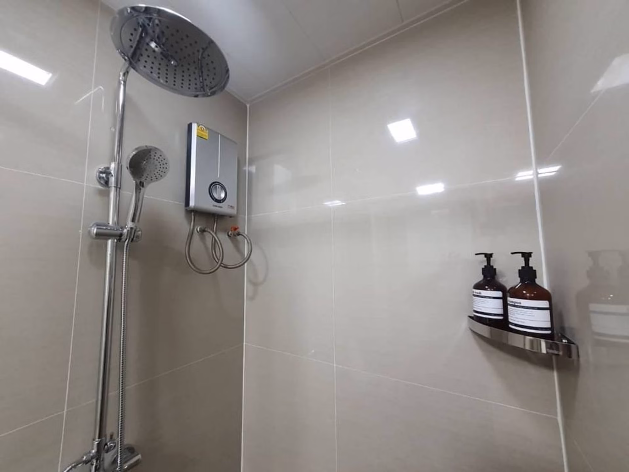 Condo for Sale at TC Green Condominium - Image 6