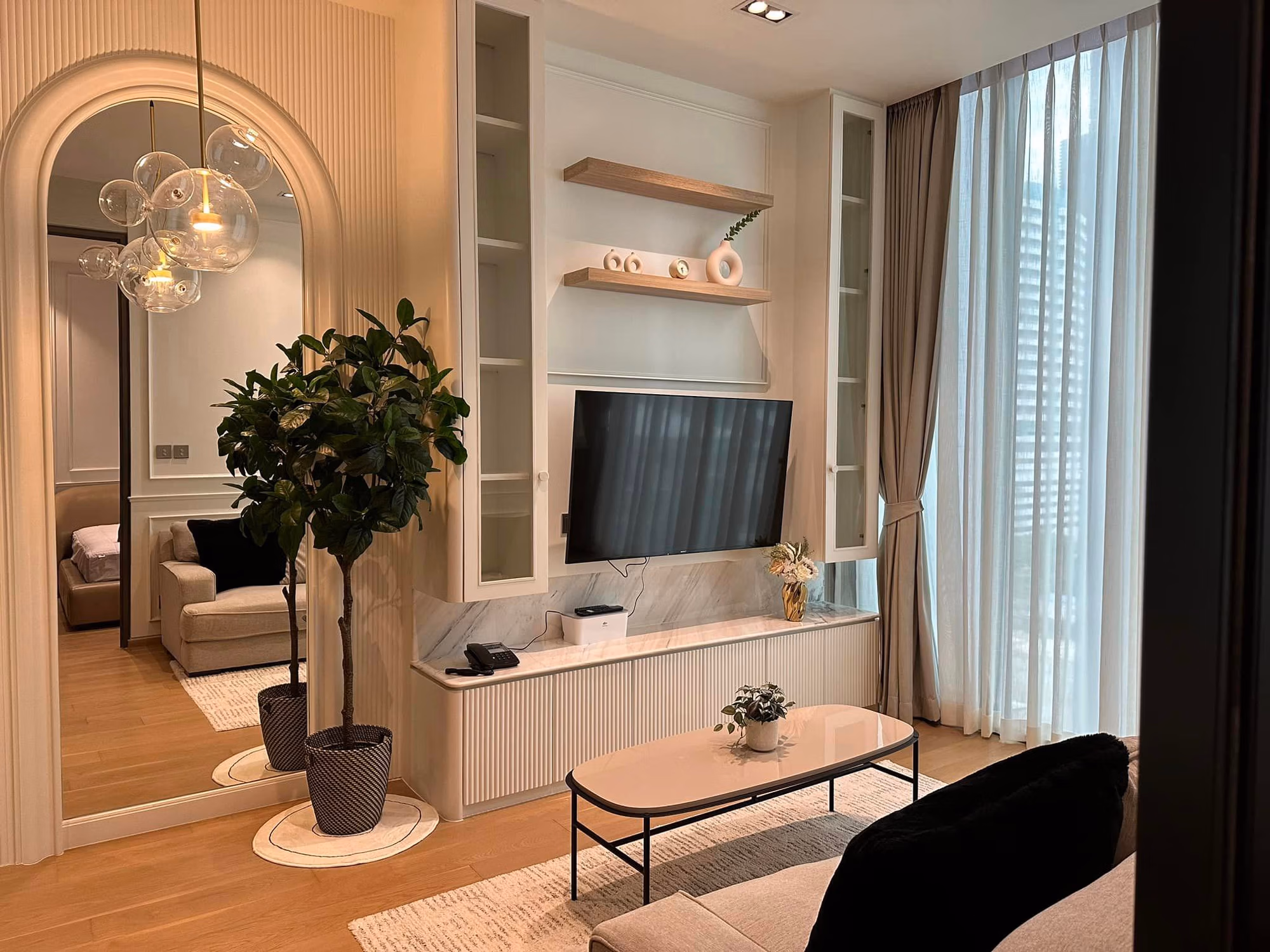 Condo for Sale at 28 Chidlom by SC Asset   - Image 2