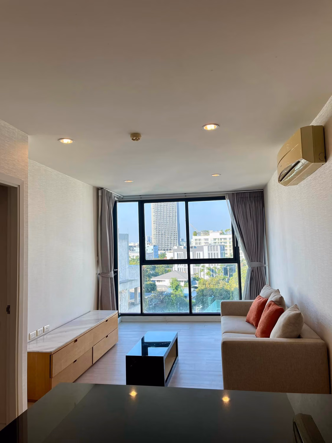 1 ห้องนอน Condo สำหรับ ขาย ใกล้ Thong Lo BTS - Image 1