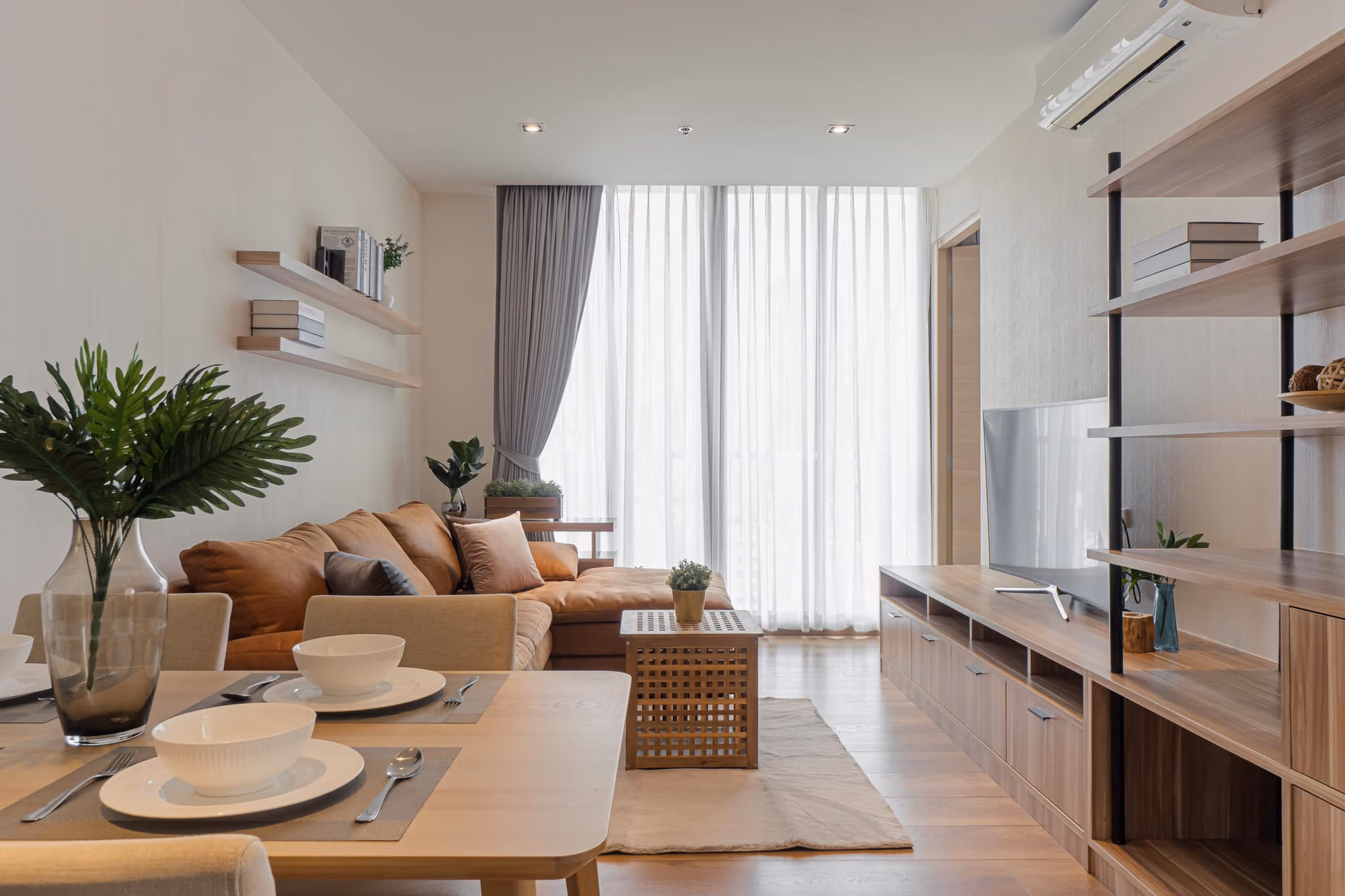 Condo - Image 8