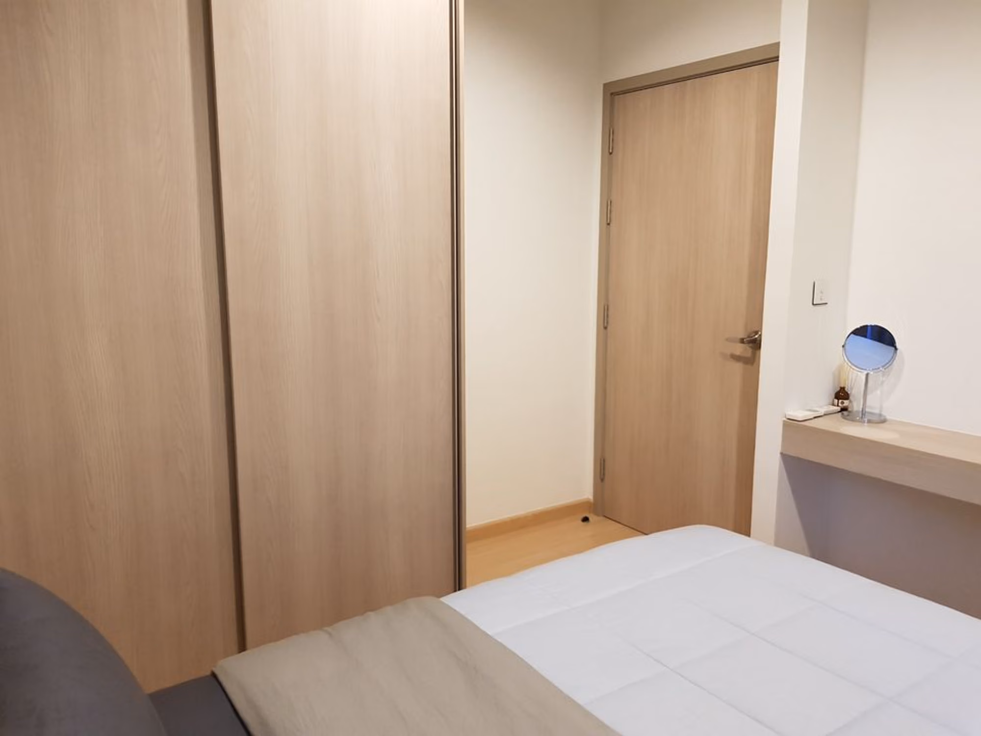 Condo - Image 3