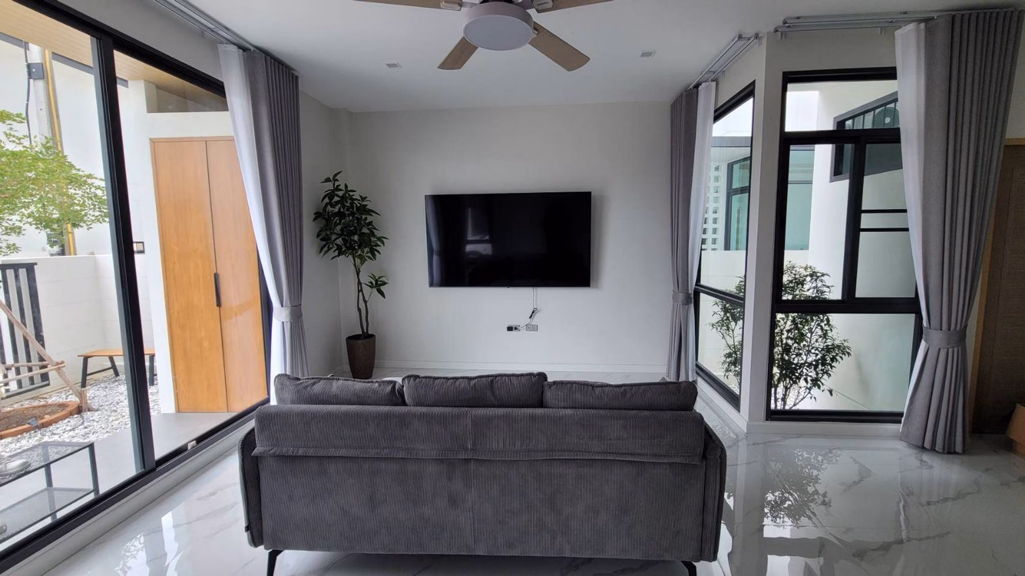4 Bed House for Sale in Hang Dong - Image 5