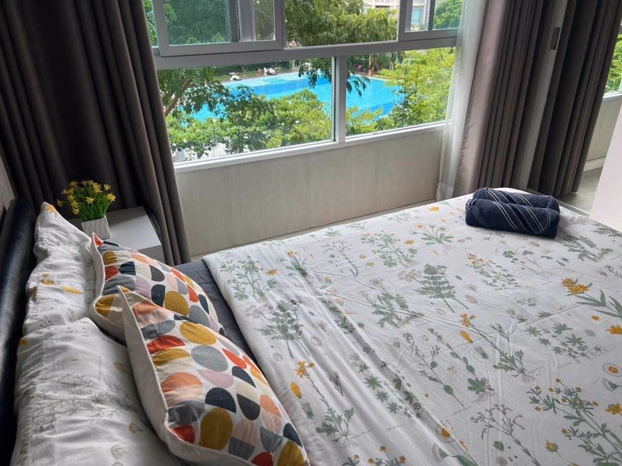 Condo - Image 8