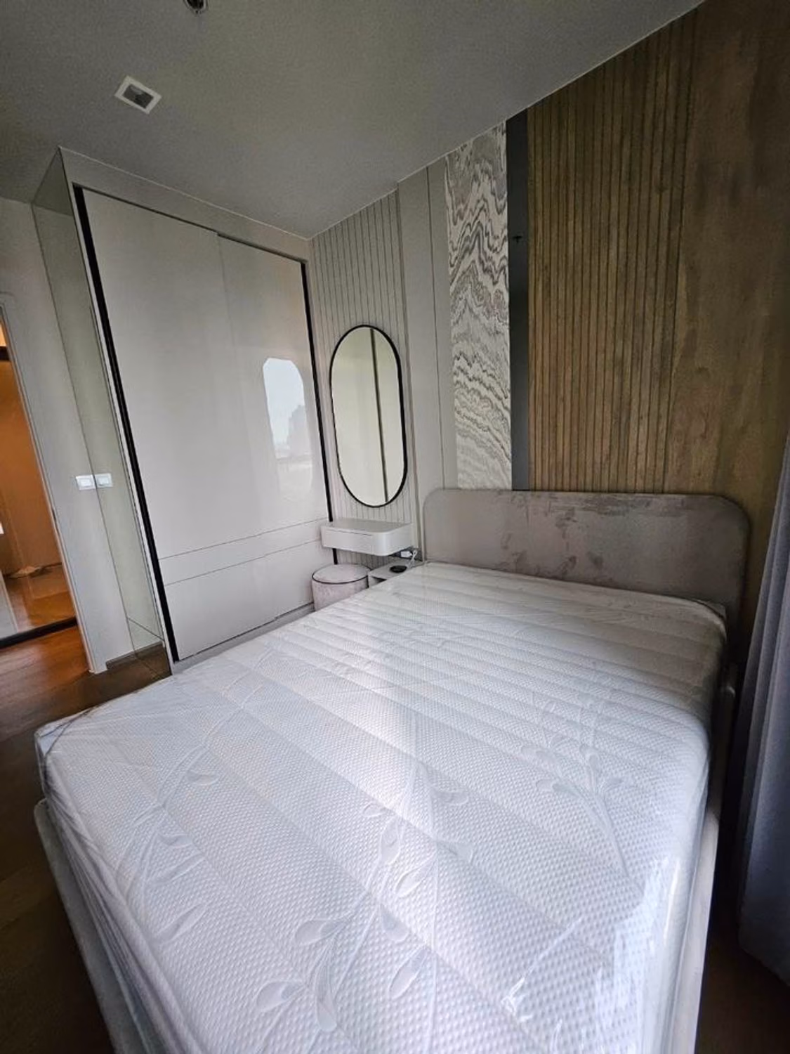 2 Bed Condo for Rent in Khlong Toei - Image 7