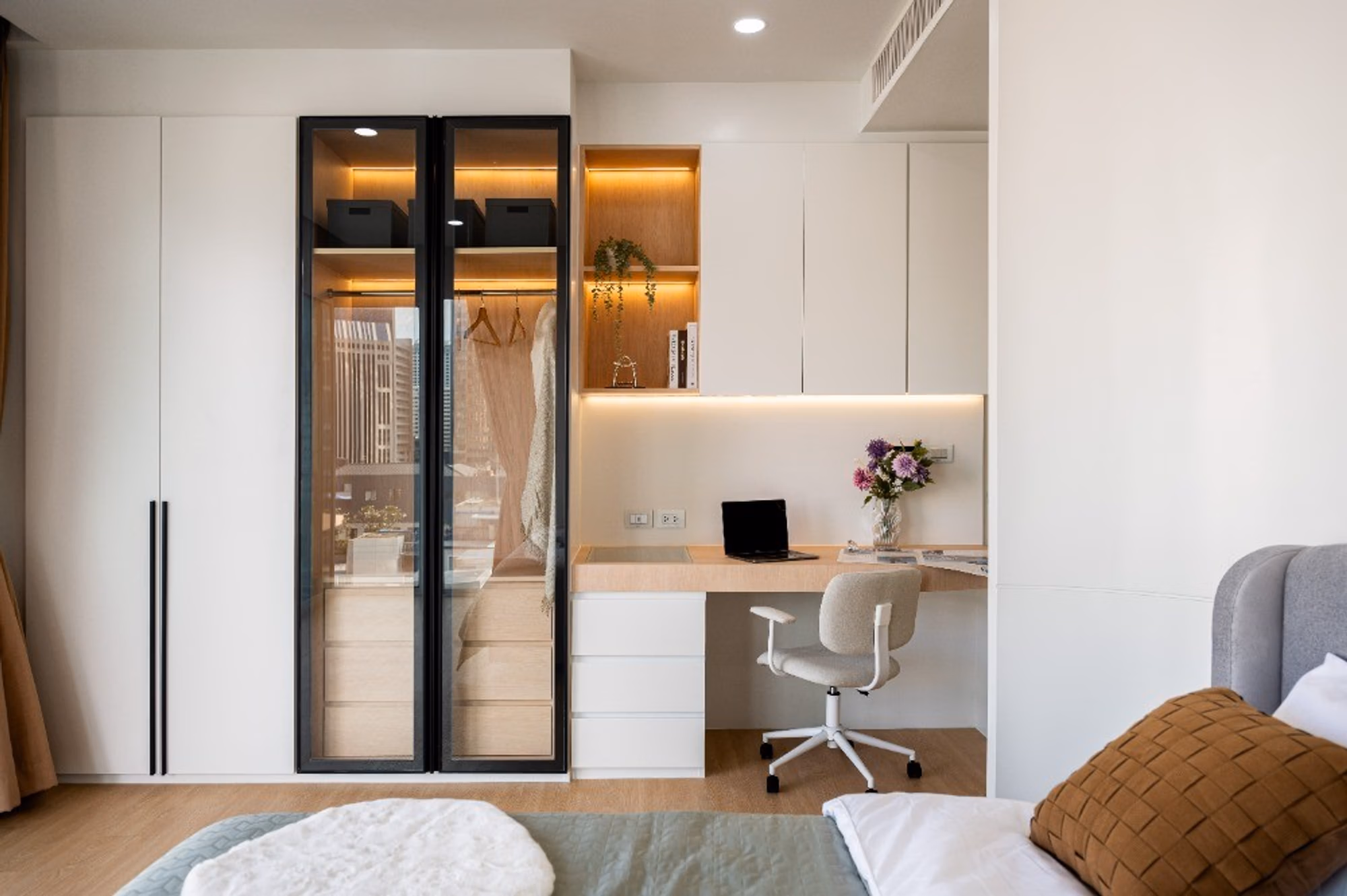 2 ห้องนอน คอนโด สำหรับ ขาย ใน วัฒนา - Image 4