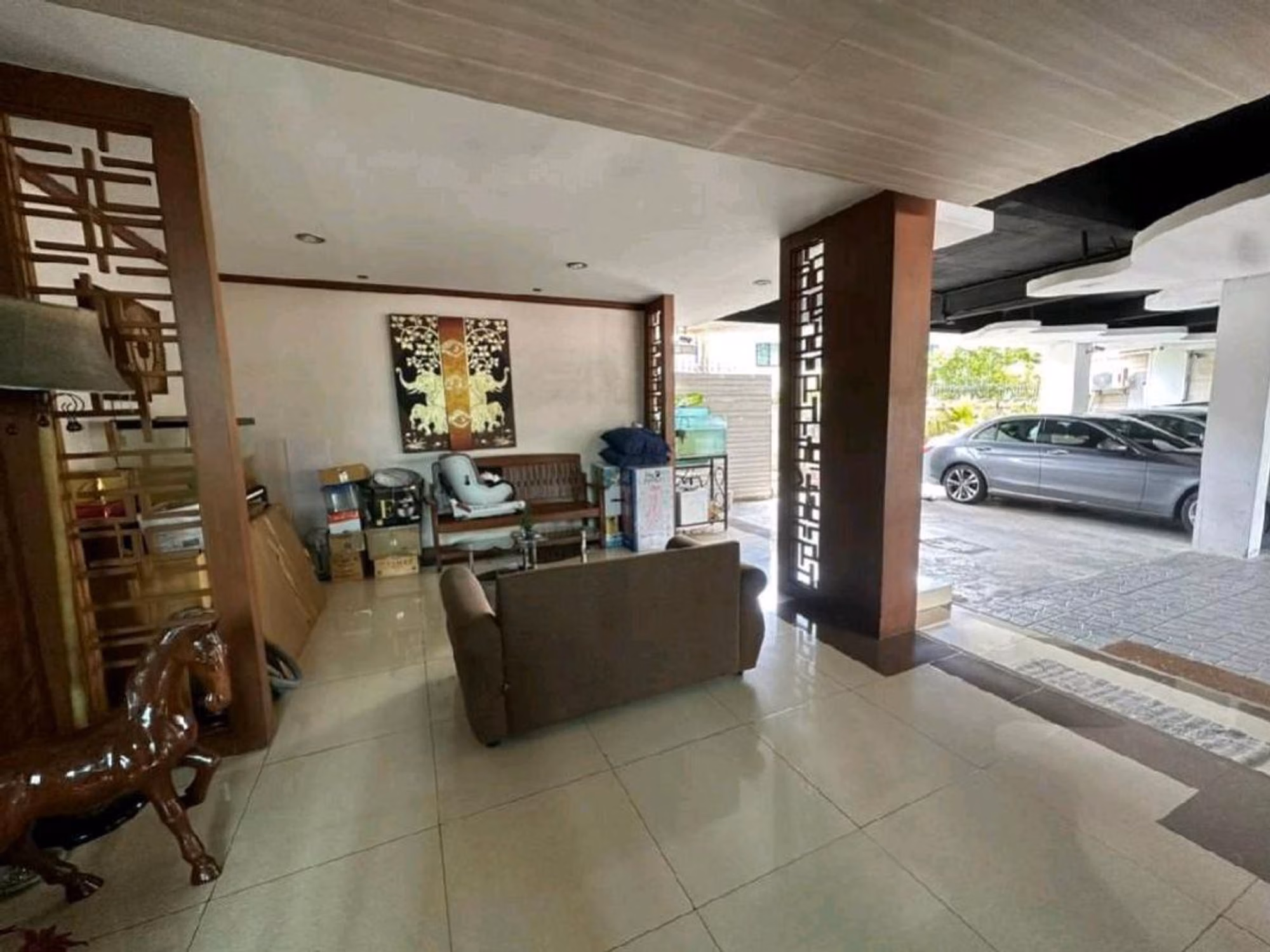 27 Bed Commercial for Rent in Watthana - Image 3