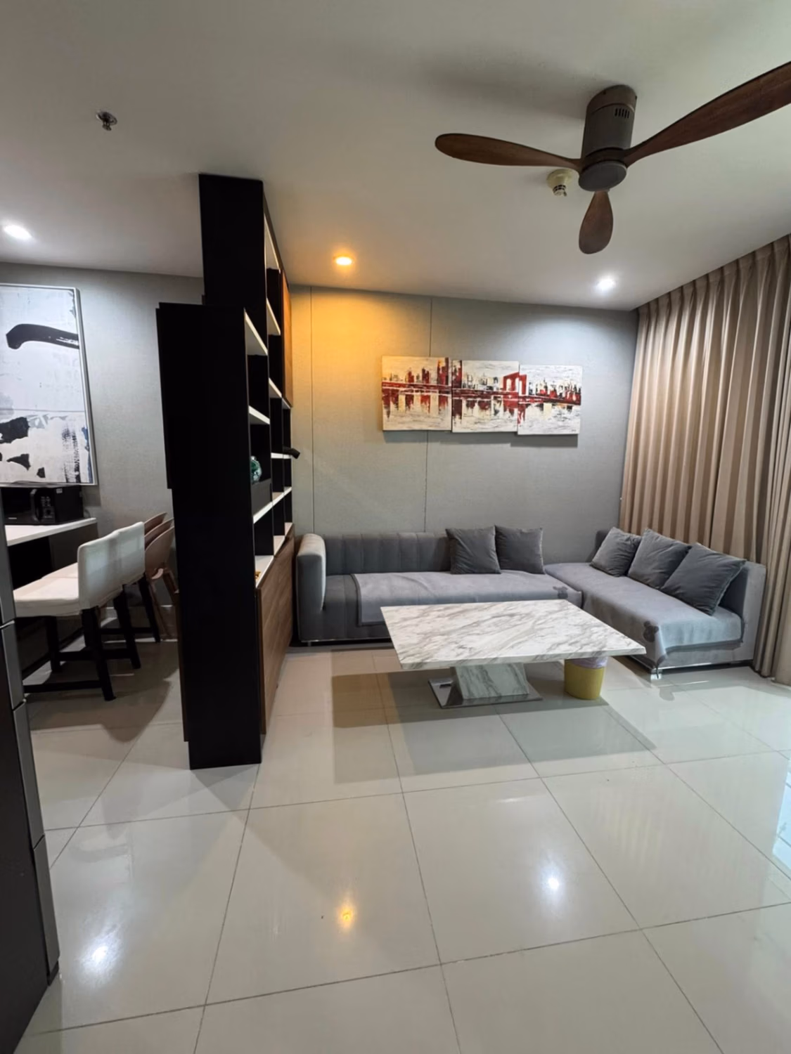 2 ห้องนอน คอนโด สำหรับ จำหน่าย ใน Ratchathewi - Image 1