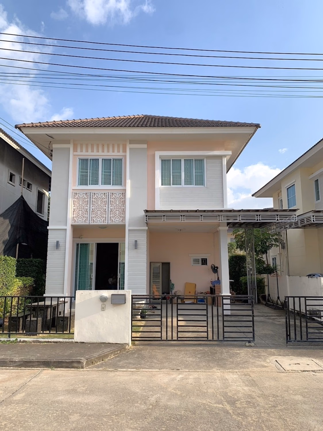 3 Bed House for Rent in Saraphi - Image 1