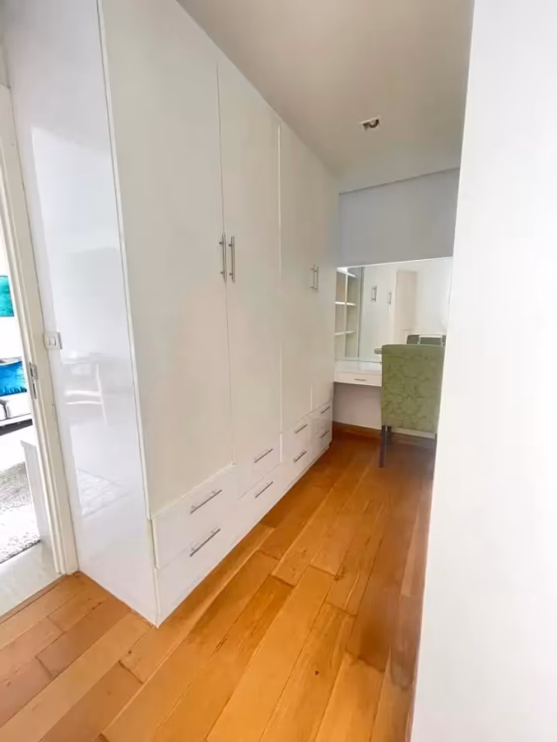 1 Bedroom Condo for Rent at Downtown 49 - Image 8