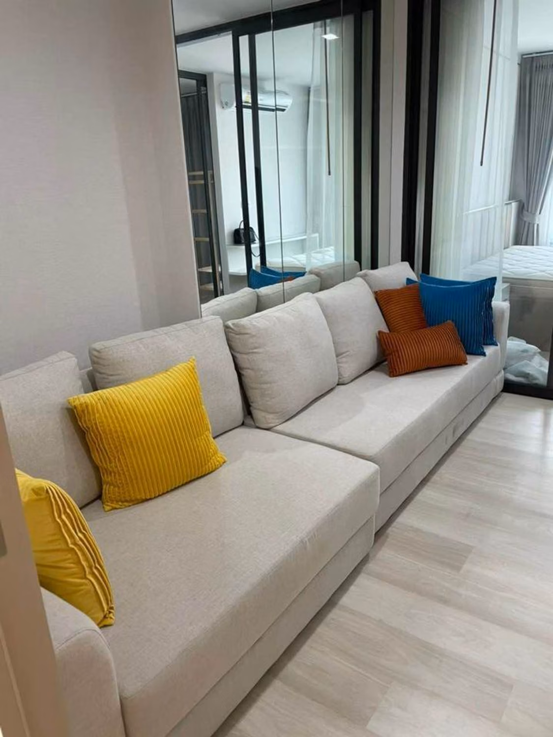 1 Bed Condo for Rent  Near Phloen Chit BTS - Image 2