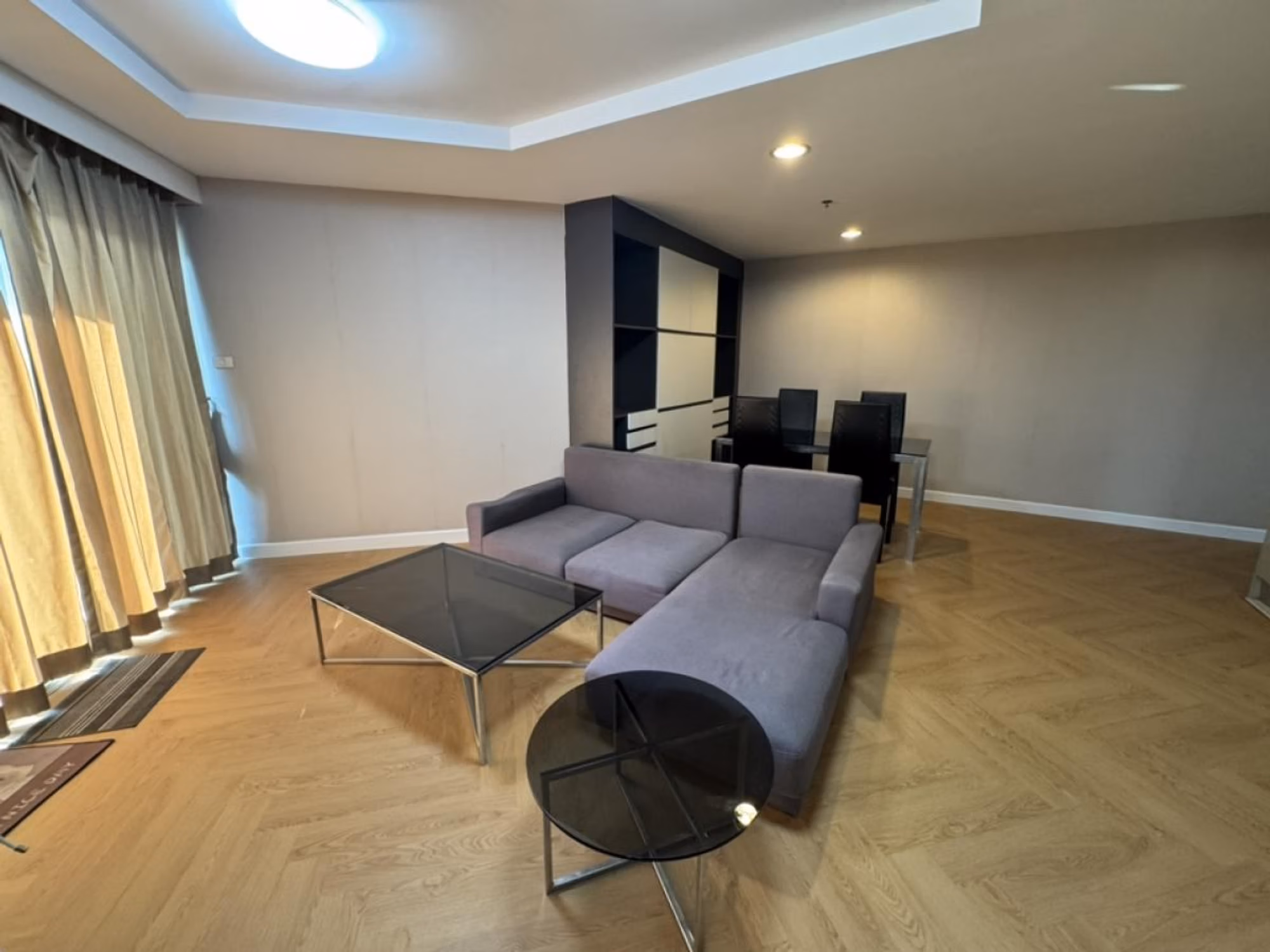 2 Bed Condo for Rent in Huai Khwang - Image 6