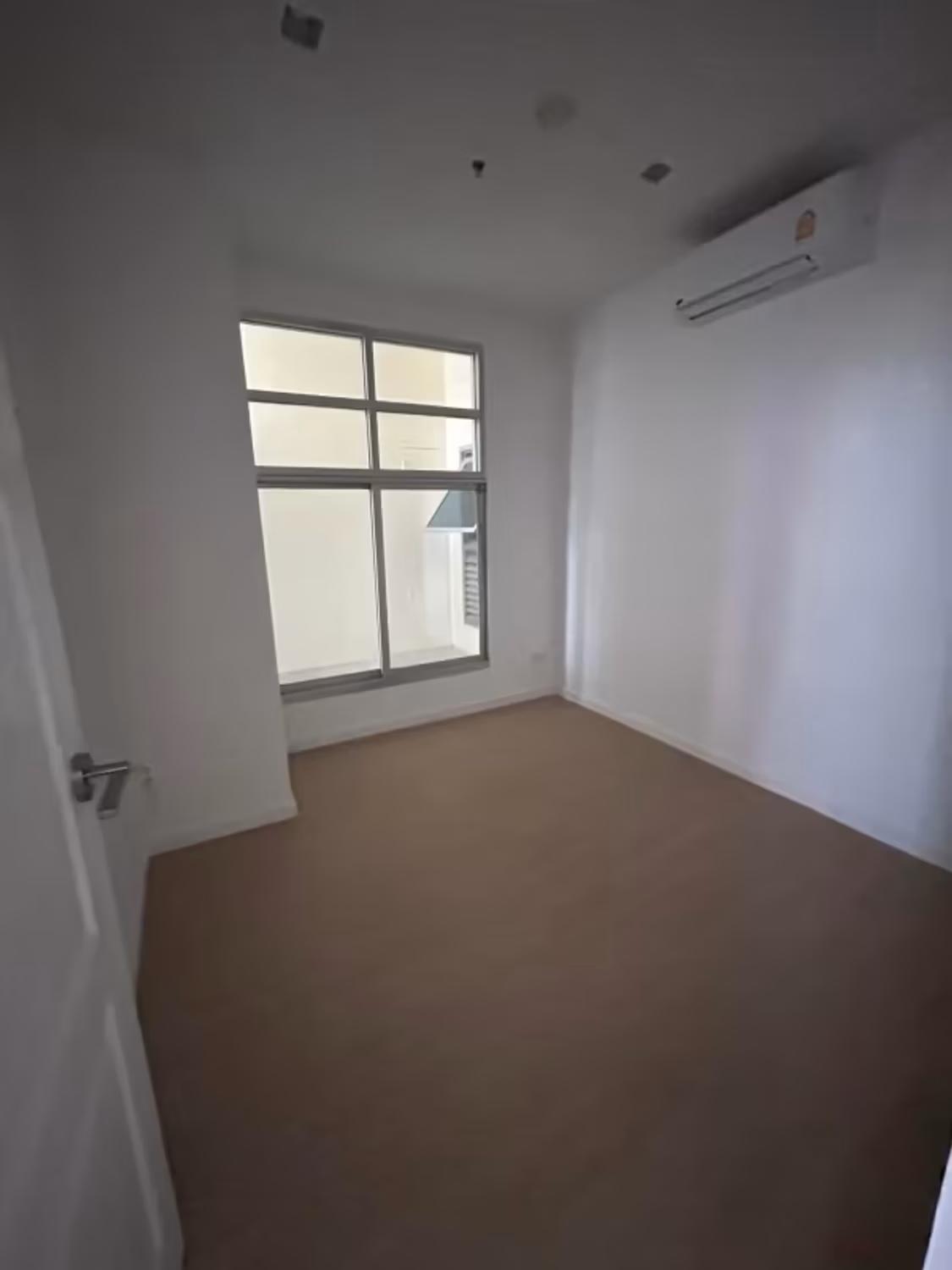 Condo - Image 9
