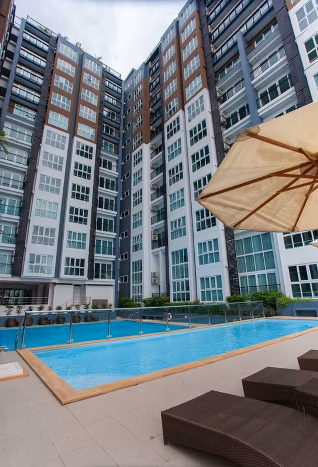 1 Bedroom Condo - Image 9