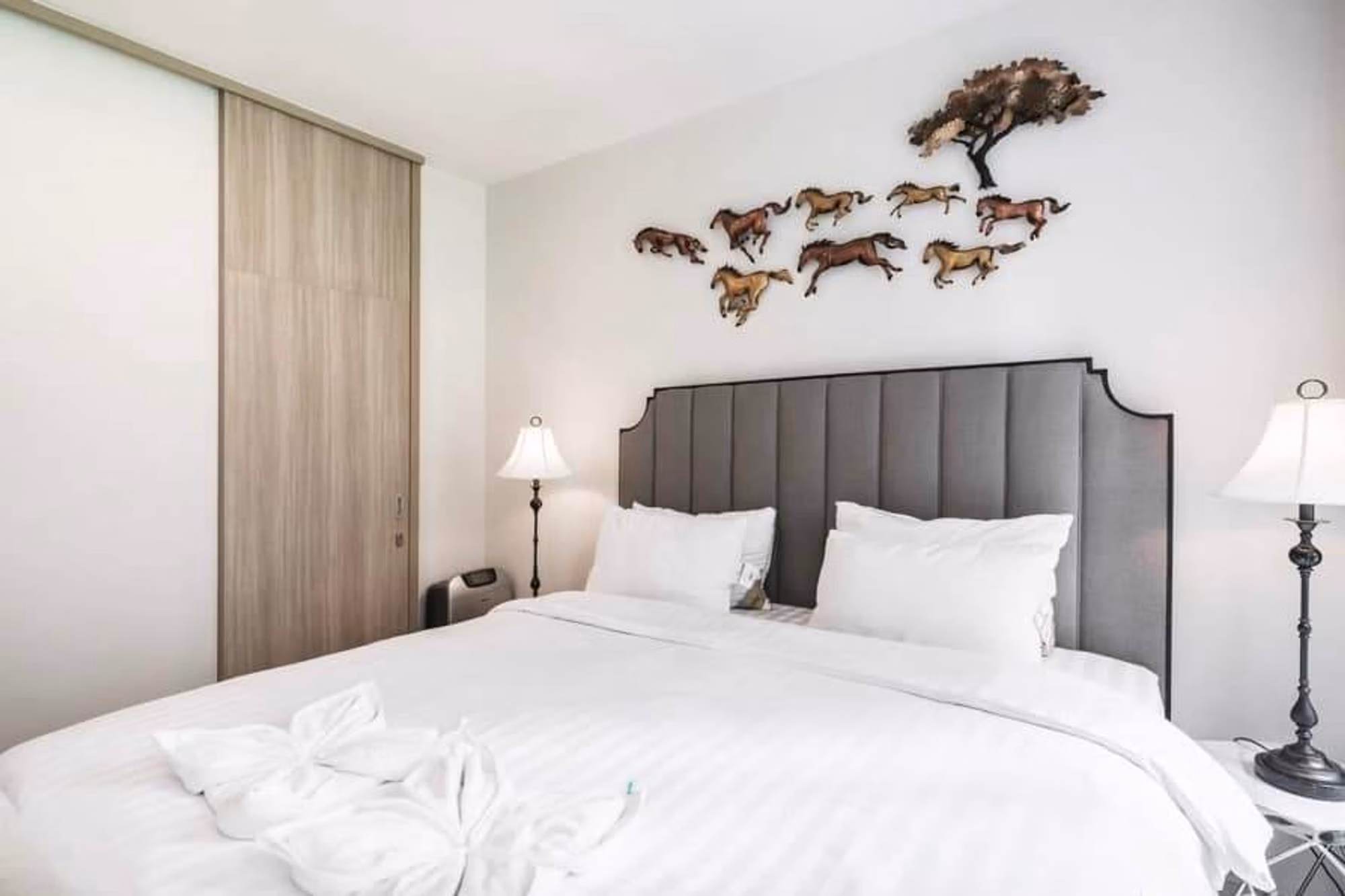 1 Bed Condo for Rent  Near Phloen Chit BTS - Image 12