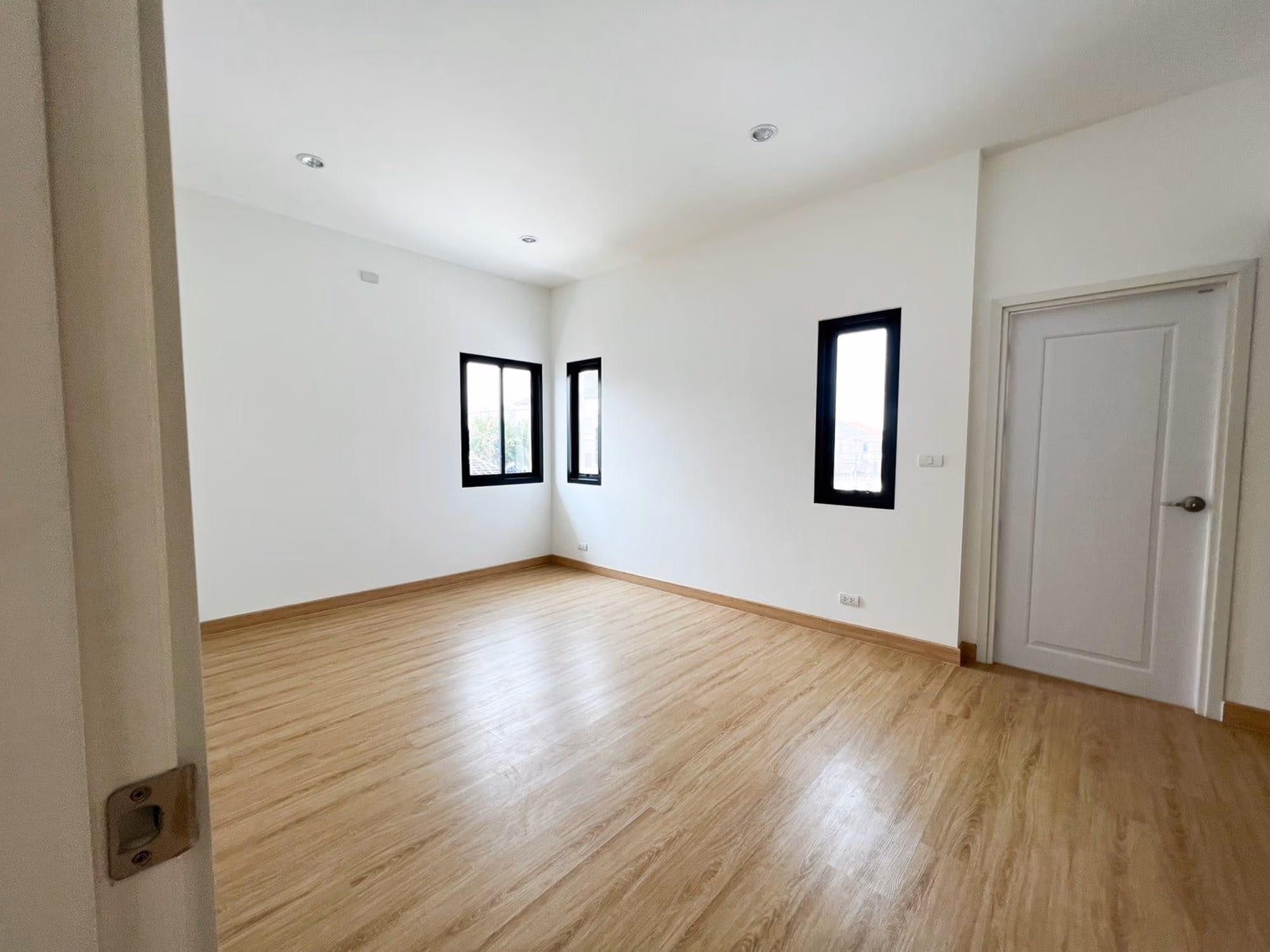 3 Bed House for Sale in San Sai - Image 12