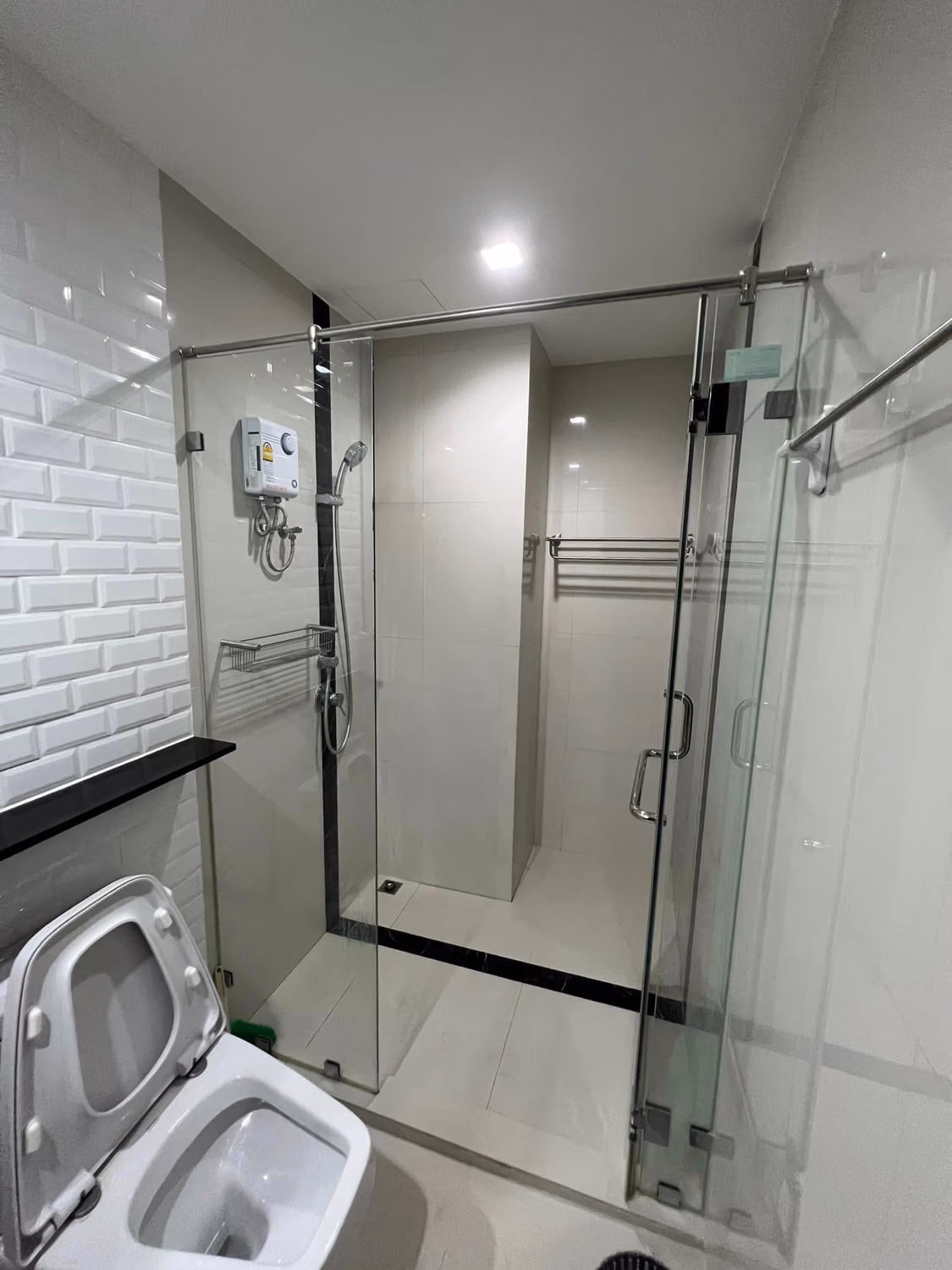 Condo - Image 7