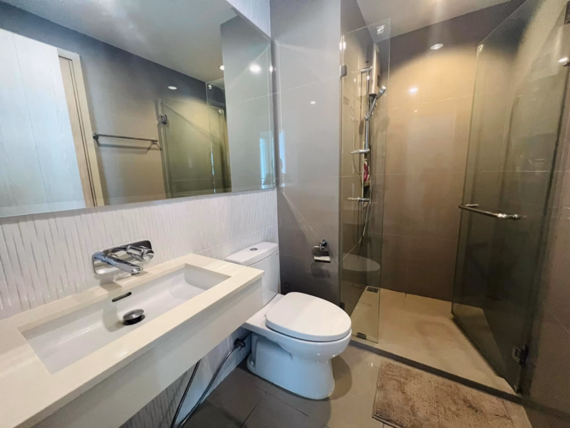 2 Bed Condo for Sale in Khlong Toei - Image 13