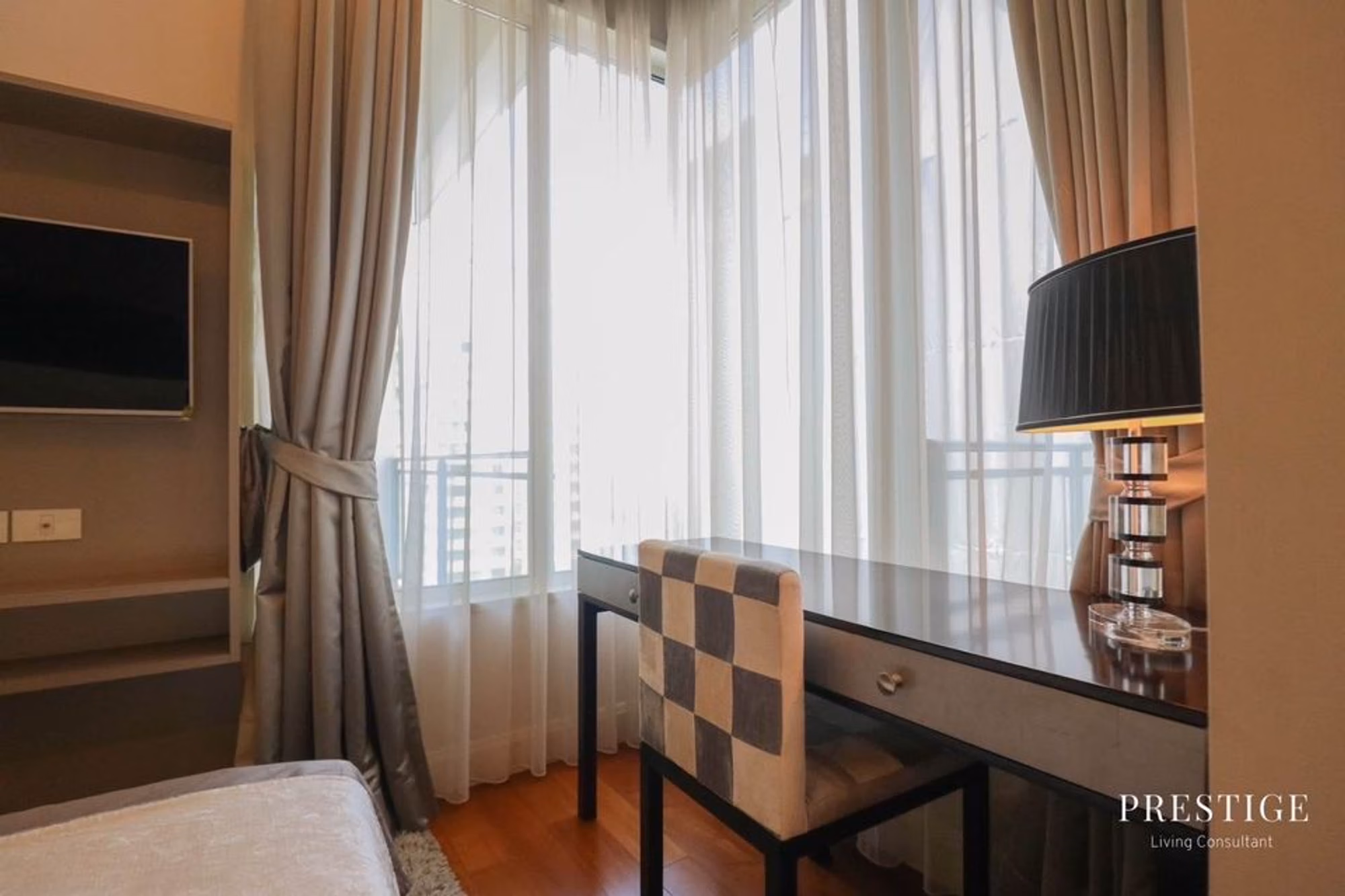 2 Bed Condo for Rent  Near Chit Lom BTS - Image 4