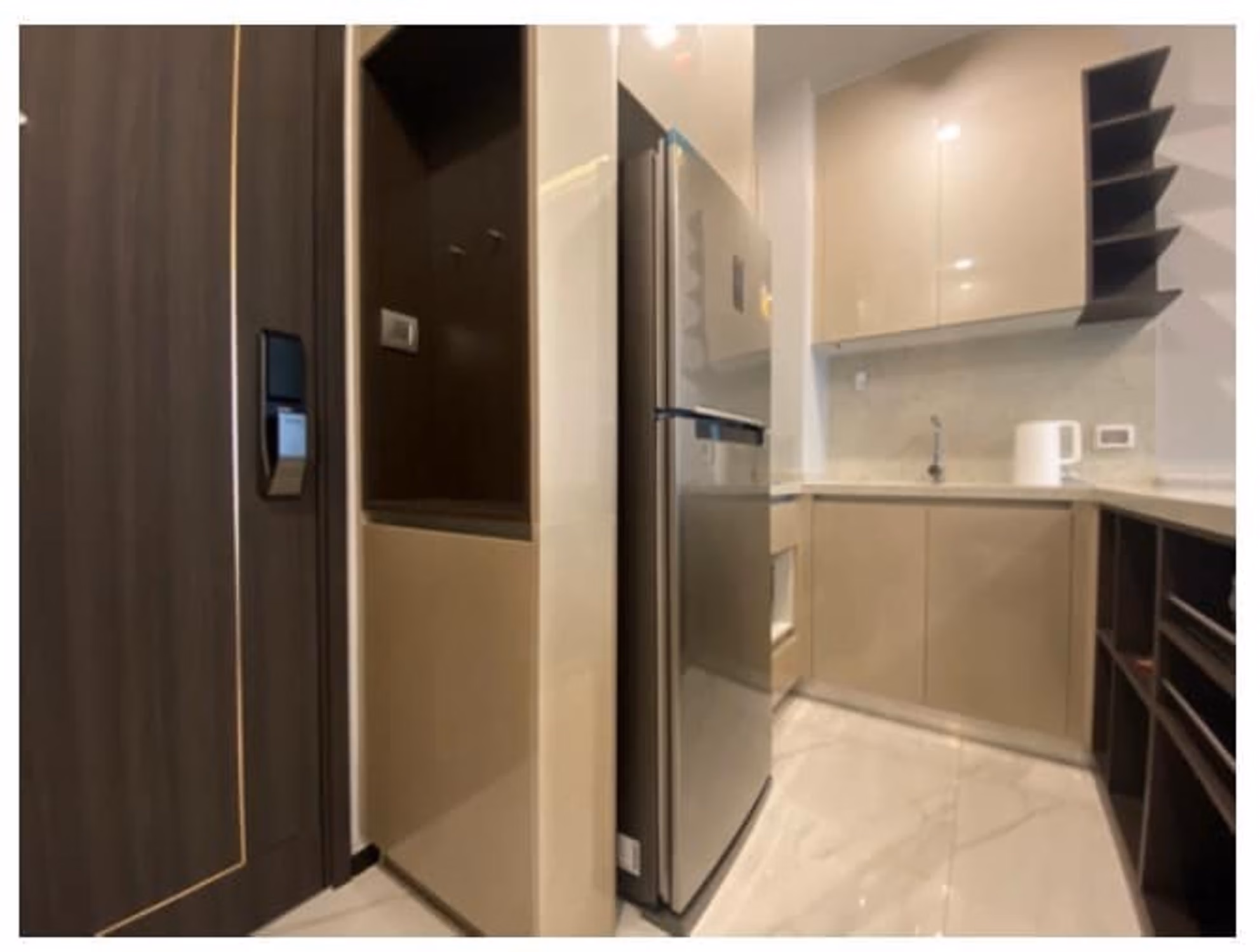 Condo for Rent at Laviq Sukhumvit 57 - Image 4
