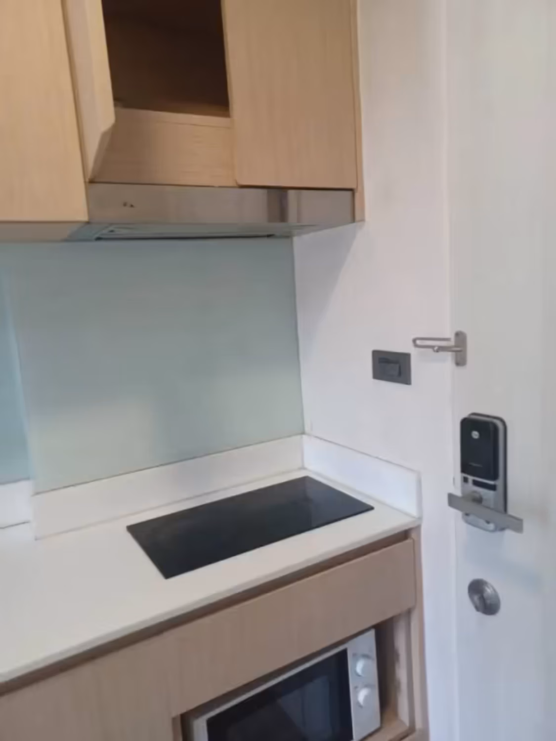 1 Bedroom Condo - Image 6