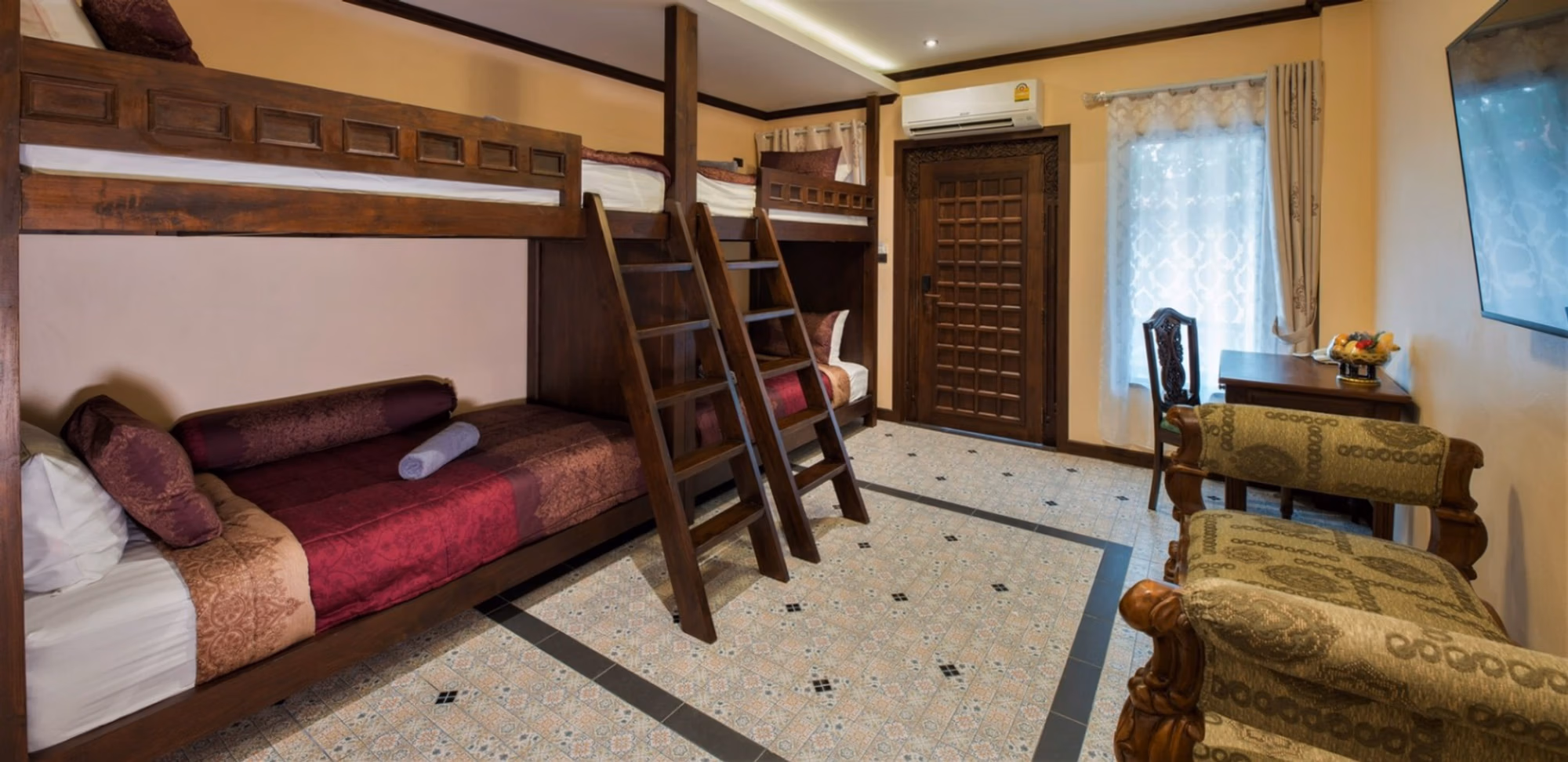 24 Bed Commercial for Sale in Mueang Chiang Mai District - Image 16