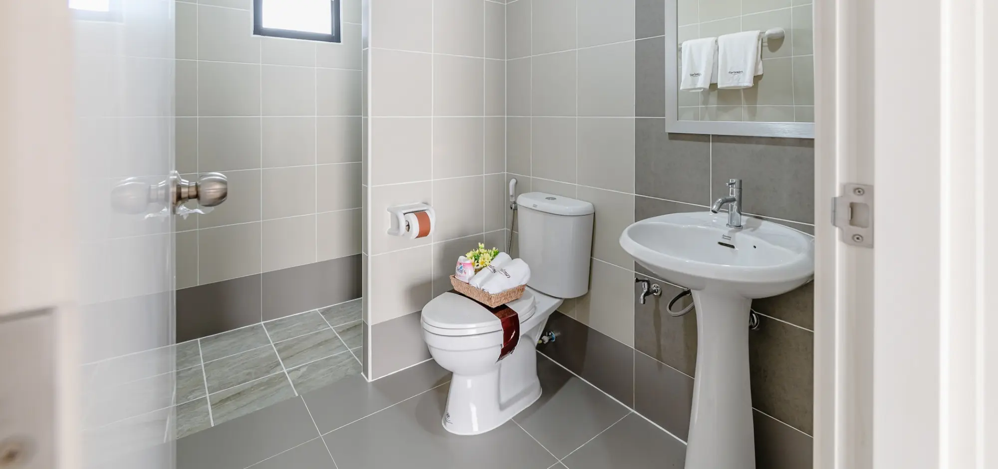 4 Bedroom House - Image 68