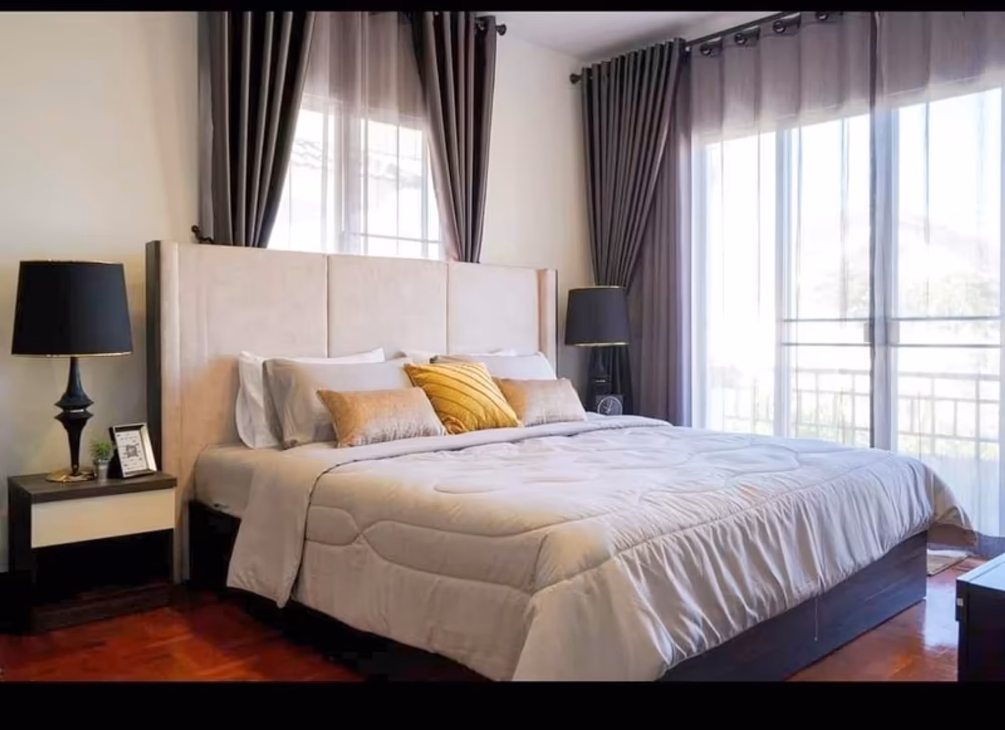 3 Bedroom House - Image 11