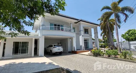 Detached House - Image 44