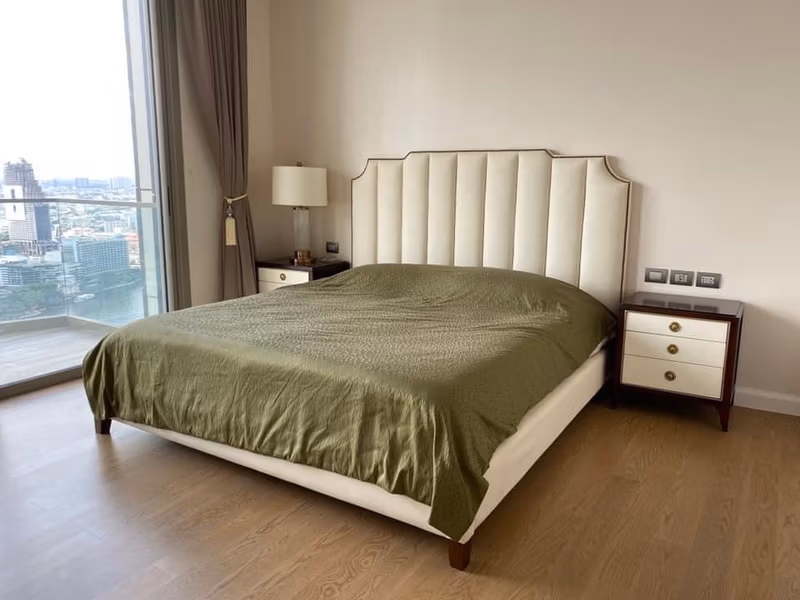 1 Bed Condo for Rent in Khlong San