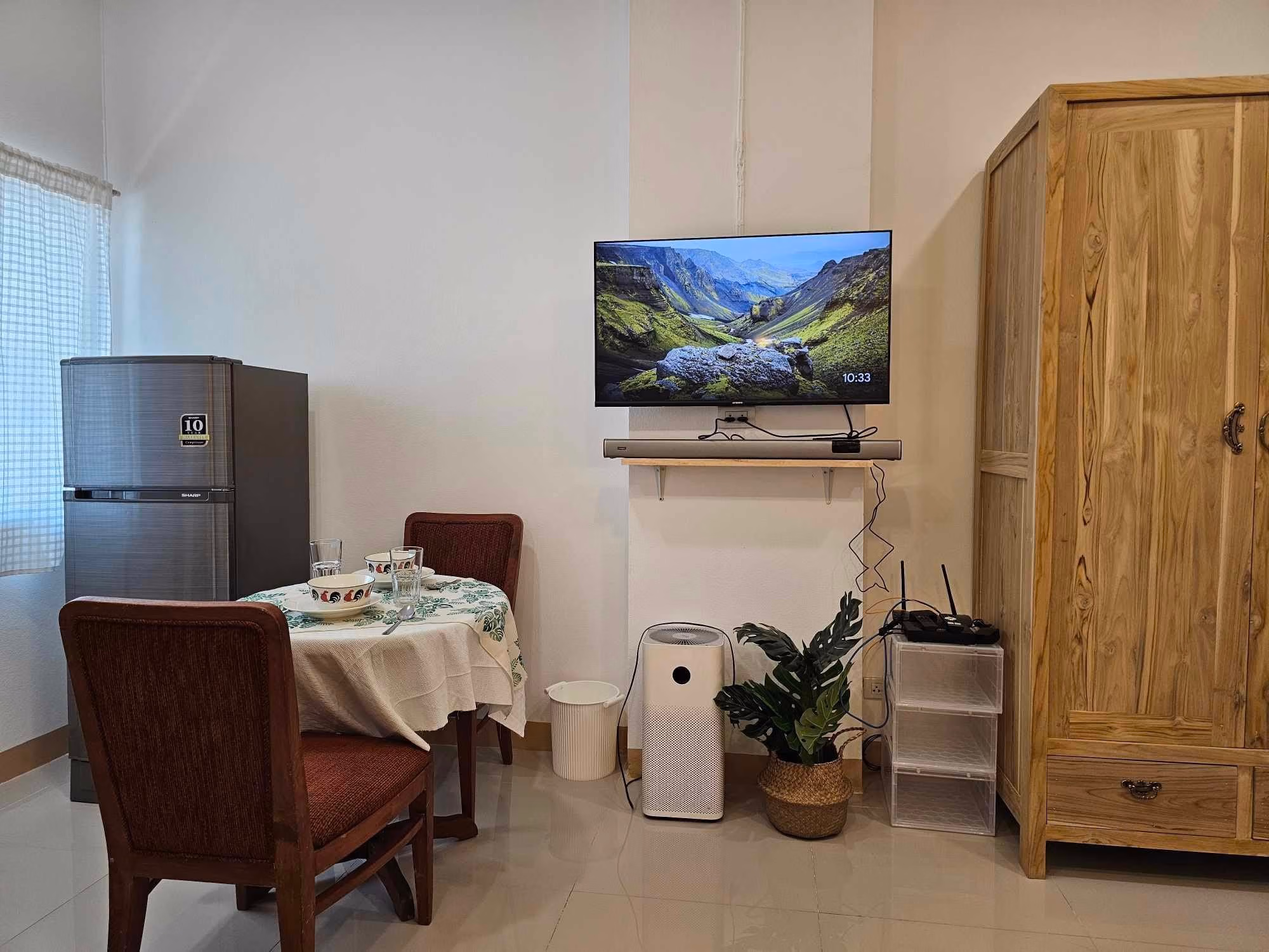 Condo - Image 2