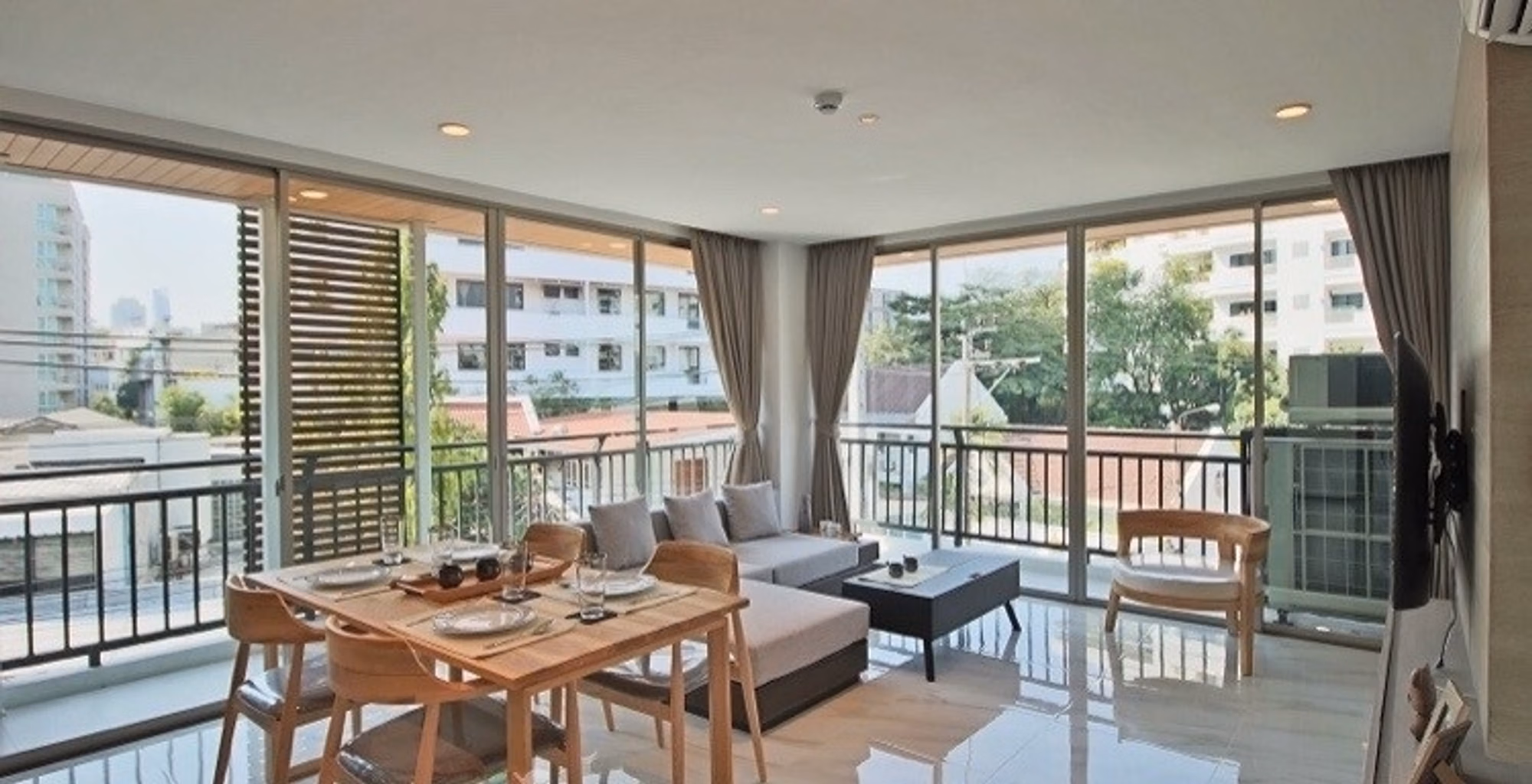 3 Bed Condo for Rent in Watthana - Image 1