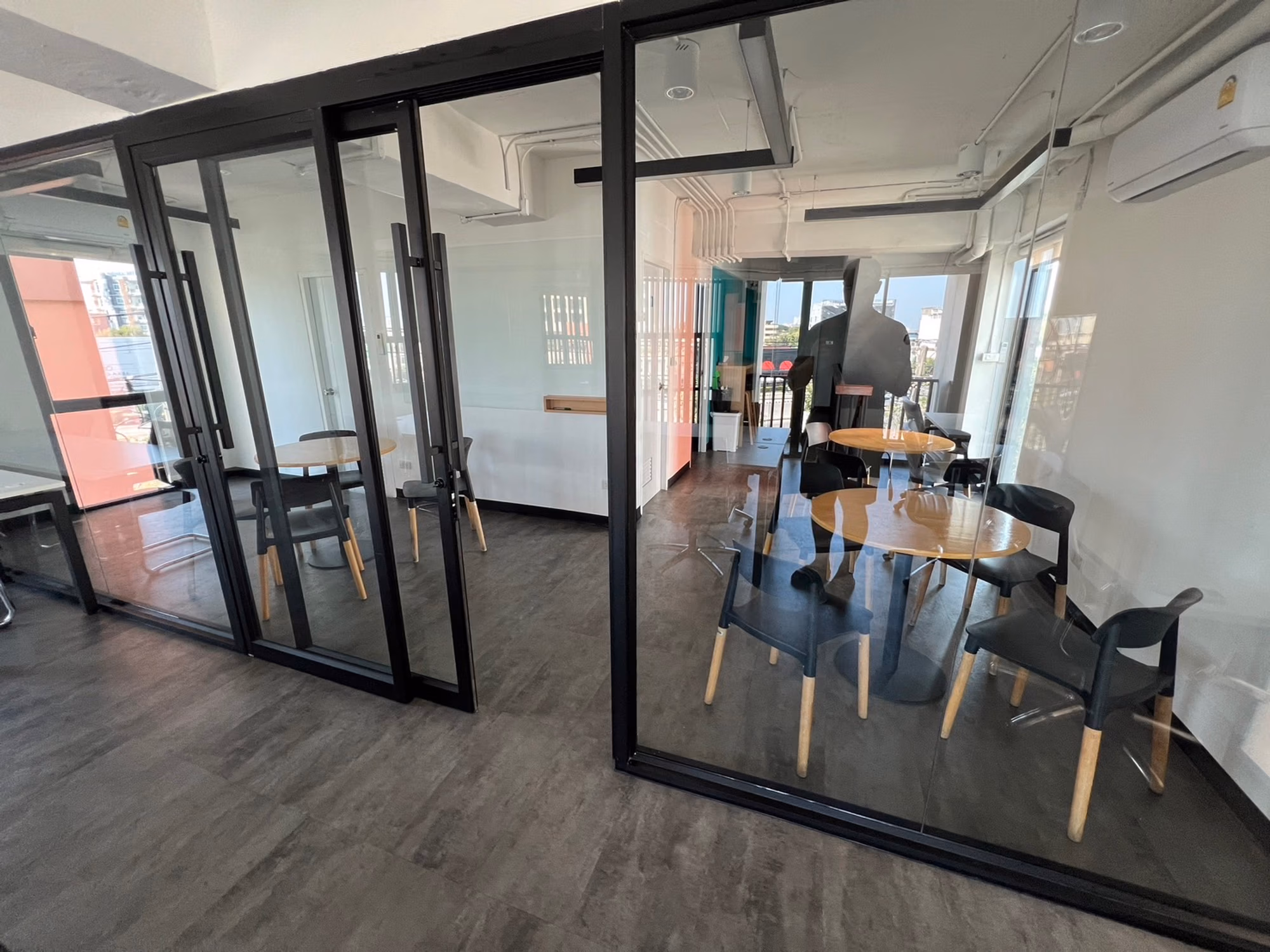 undefined Bed Commercial for Rent in Mueang Chiang Mai - Image 14