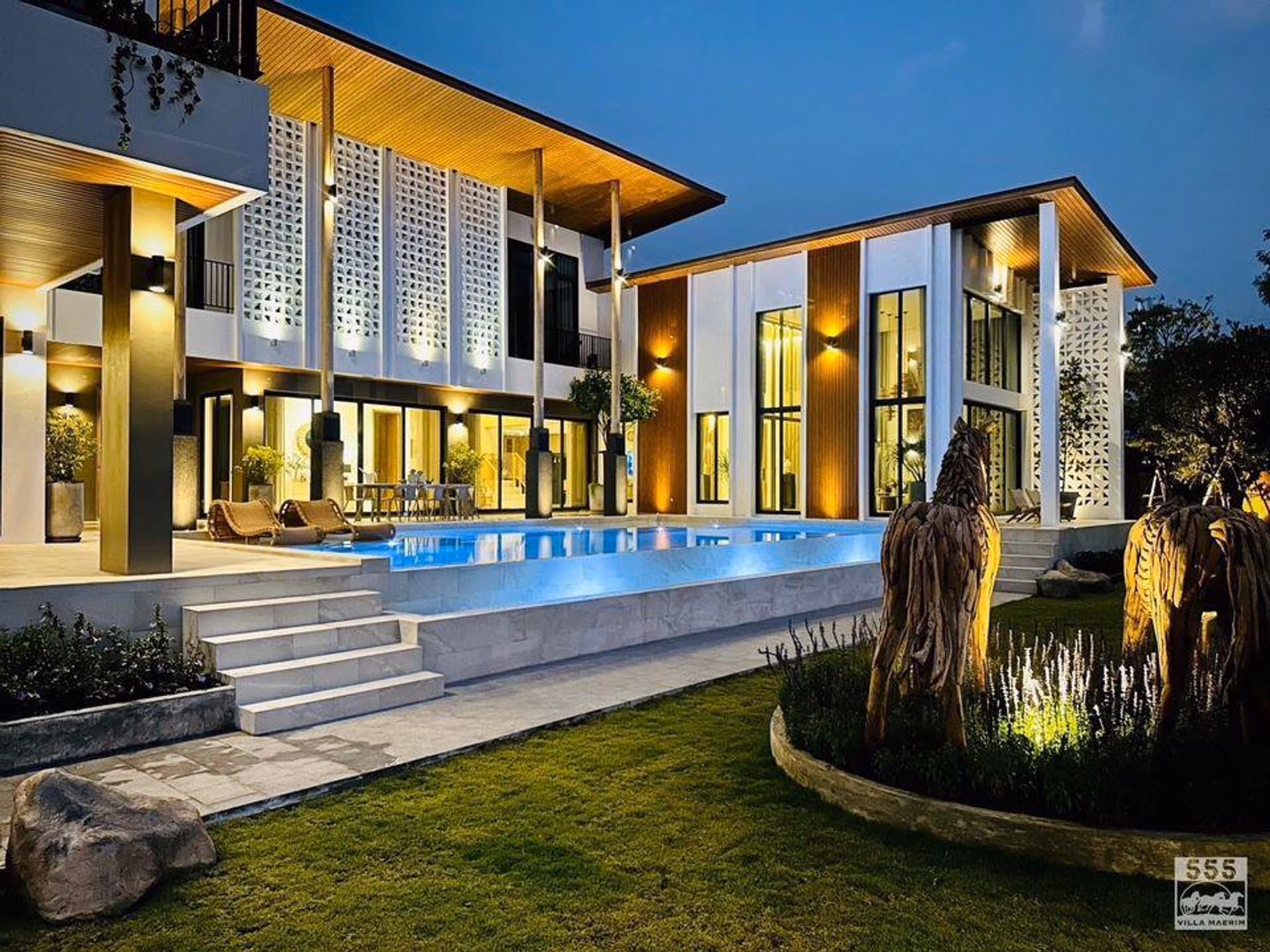 The Horse Homecation - Image 2