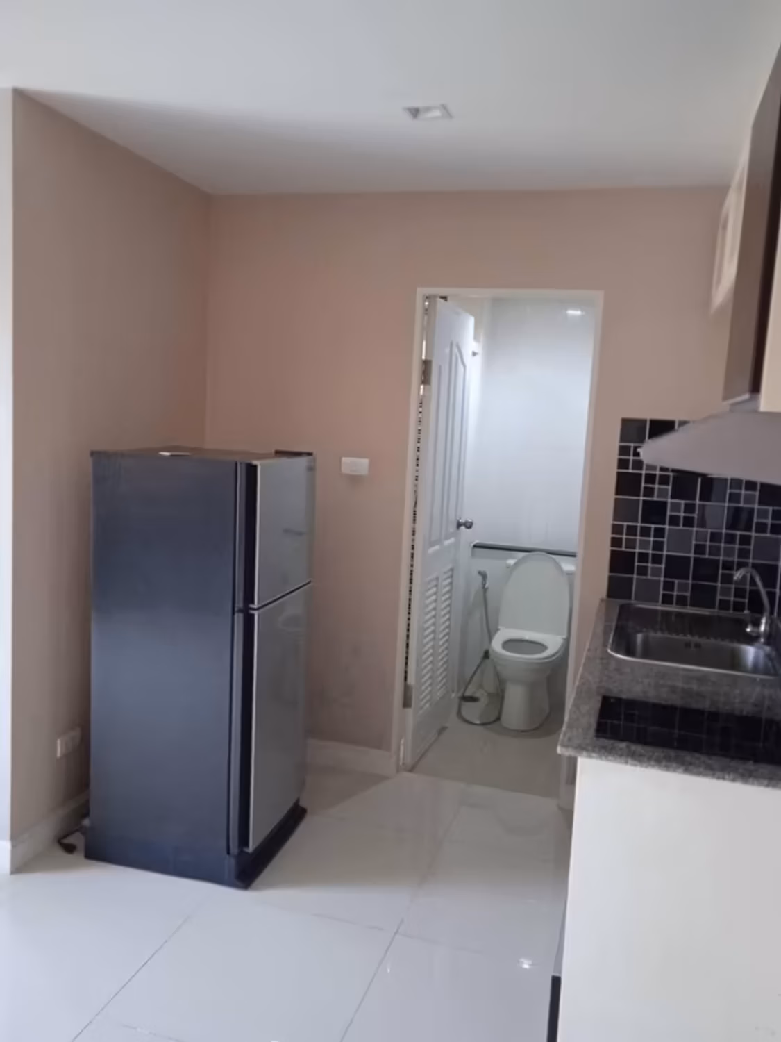 Condo for Rent at The Next 3 - Image 3