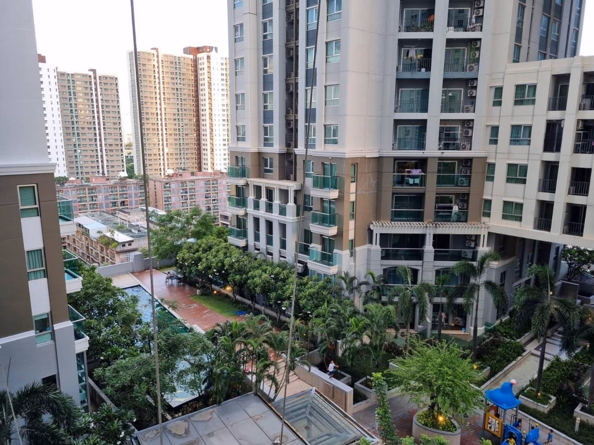 2 Bed Condo for Rent and Sale  Near Phra Ram 9 MRT - Image 14