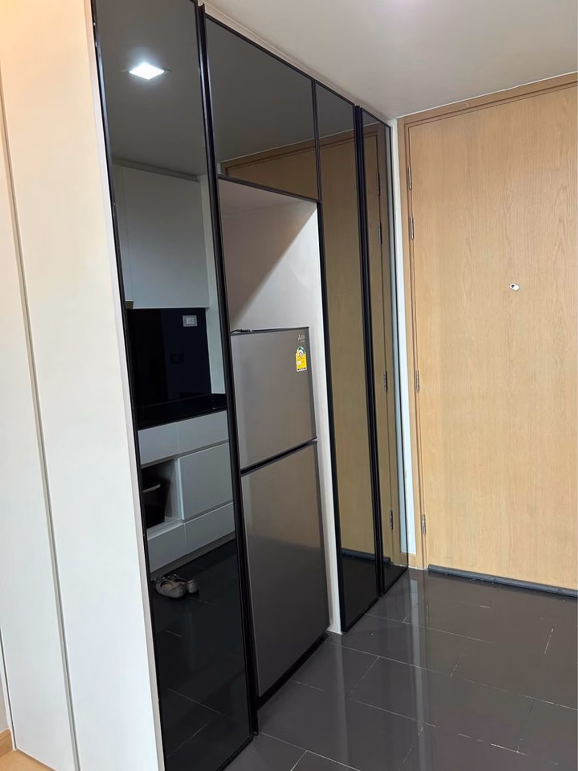 1 ห้องนอน Condo สำหรับ จำหน่าย ใน วัฒนา - Image 6